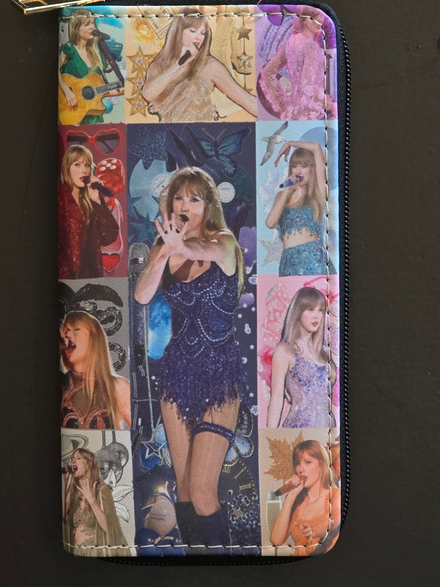 Wallet with zipper