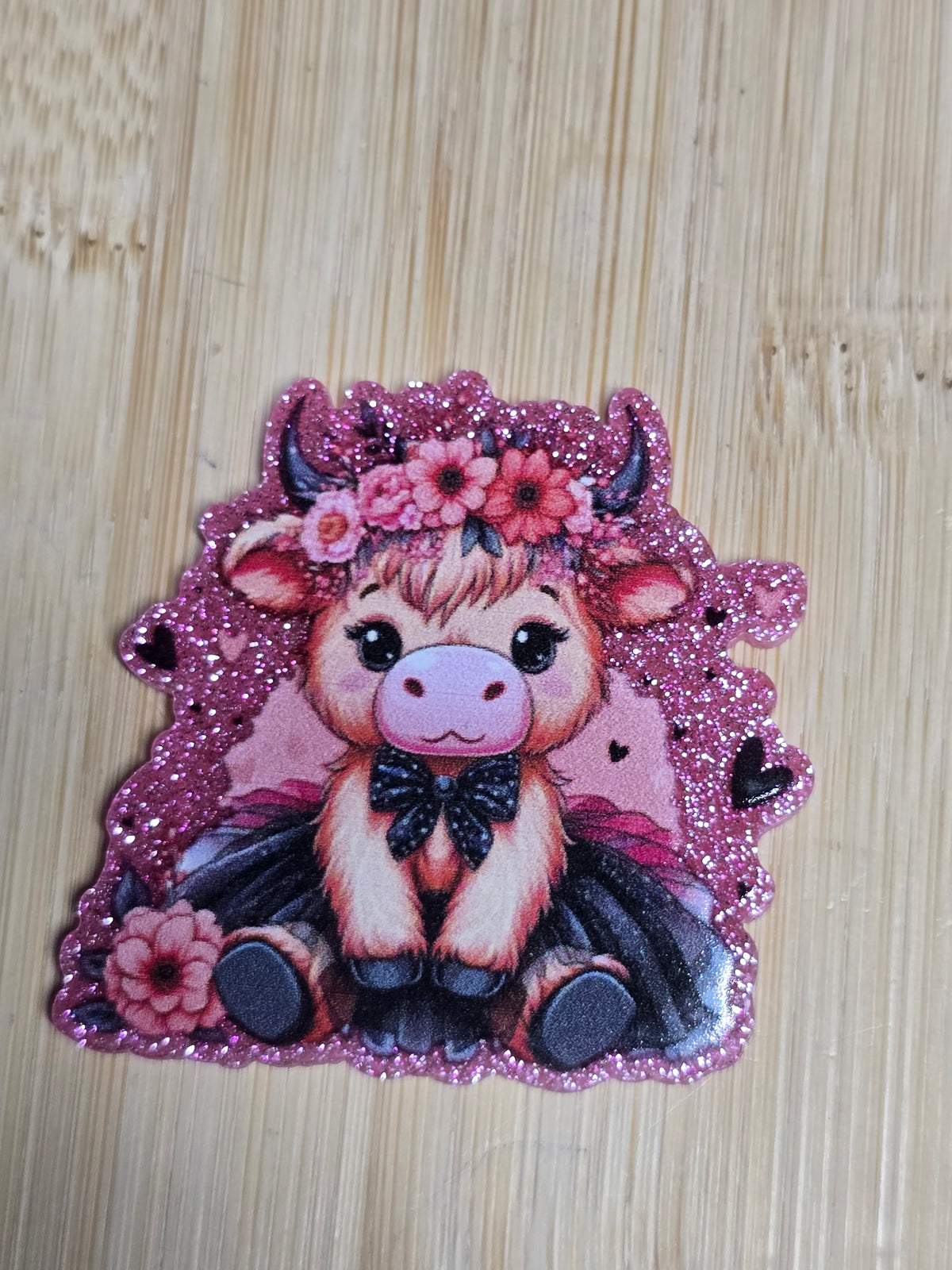 Acrylic flatback cow