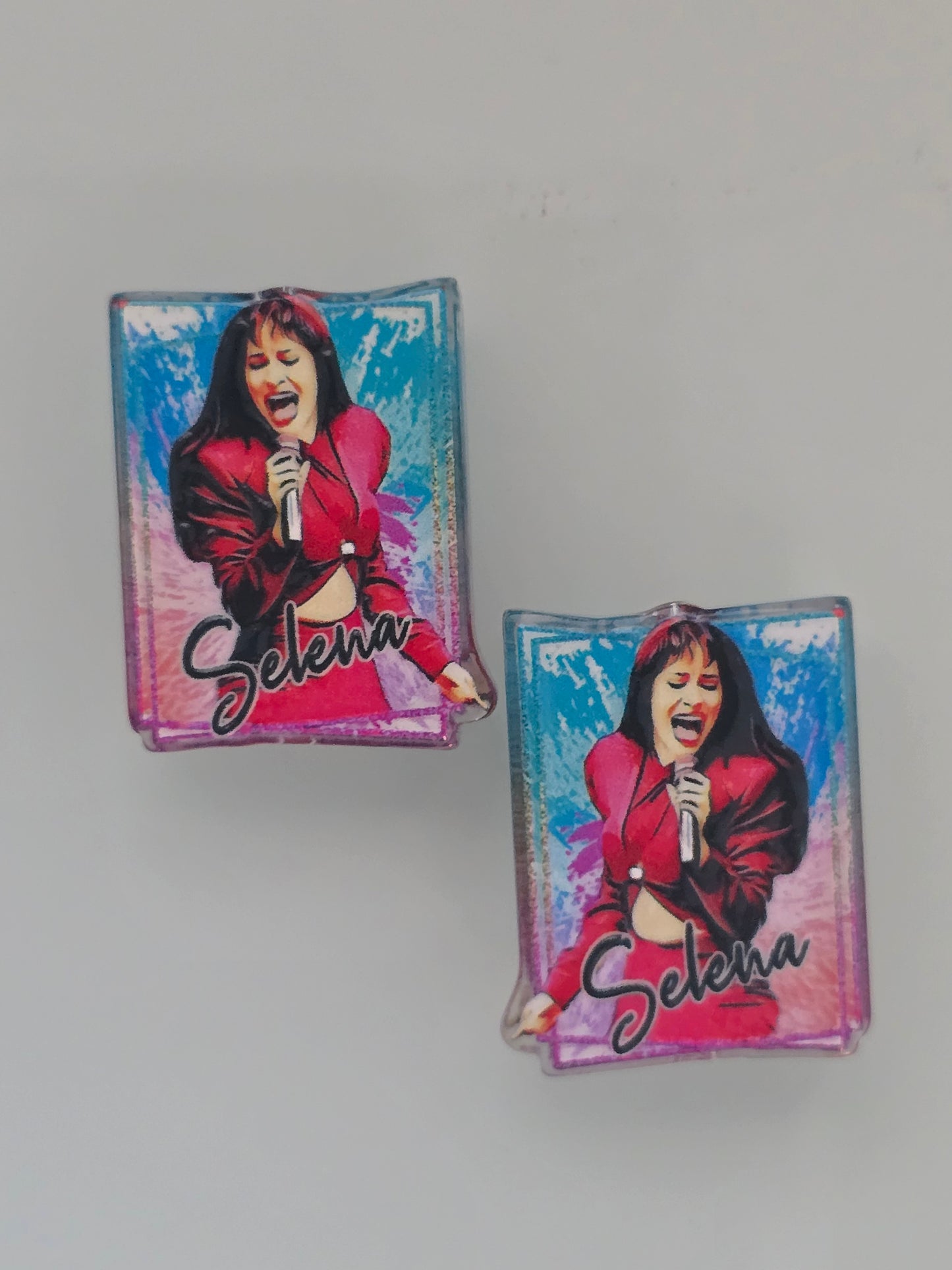 Acrylic focal beads singer