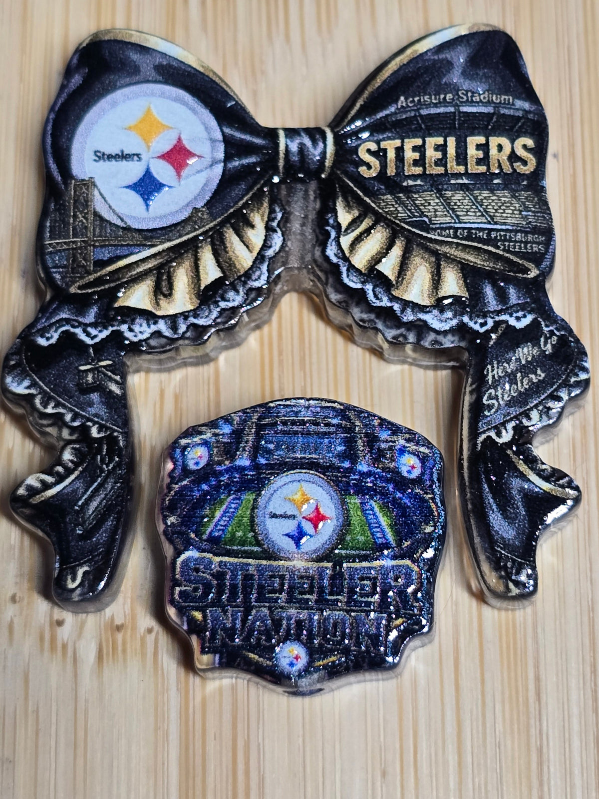 Acrylic focal beads 2pc bow set- football teams