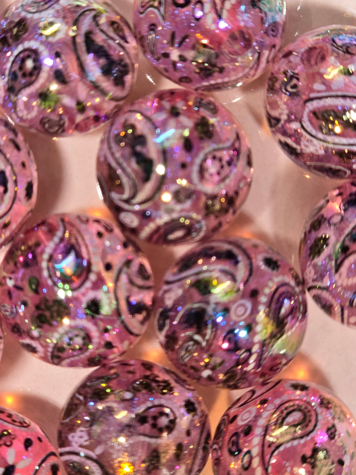 Acrylic beads 16mm light pink paisley