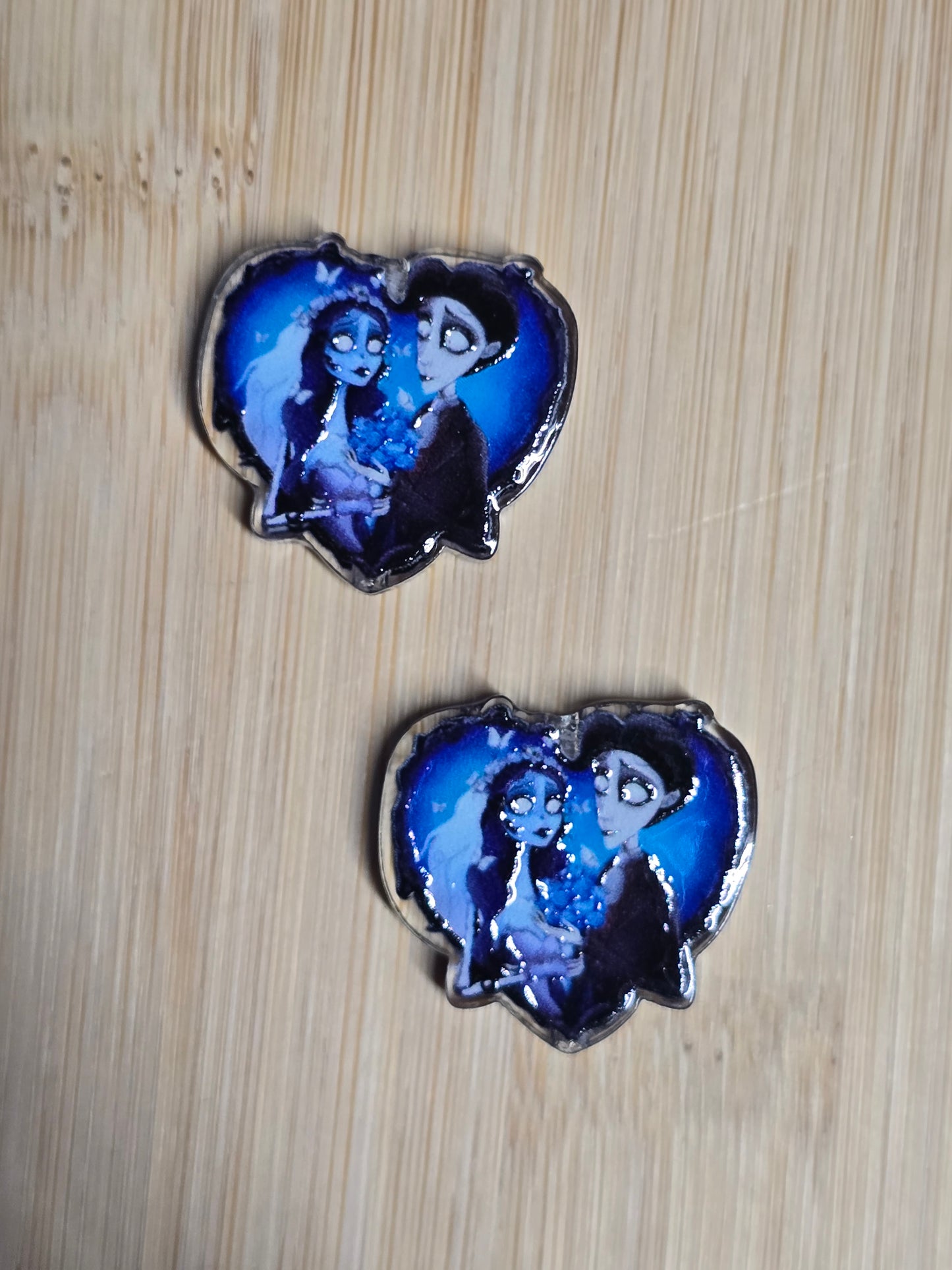 Acrylic focal beads- heart shaped with couple