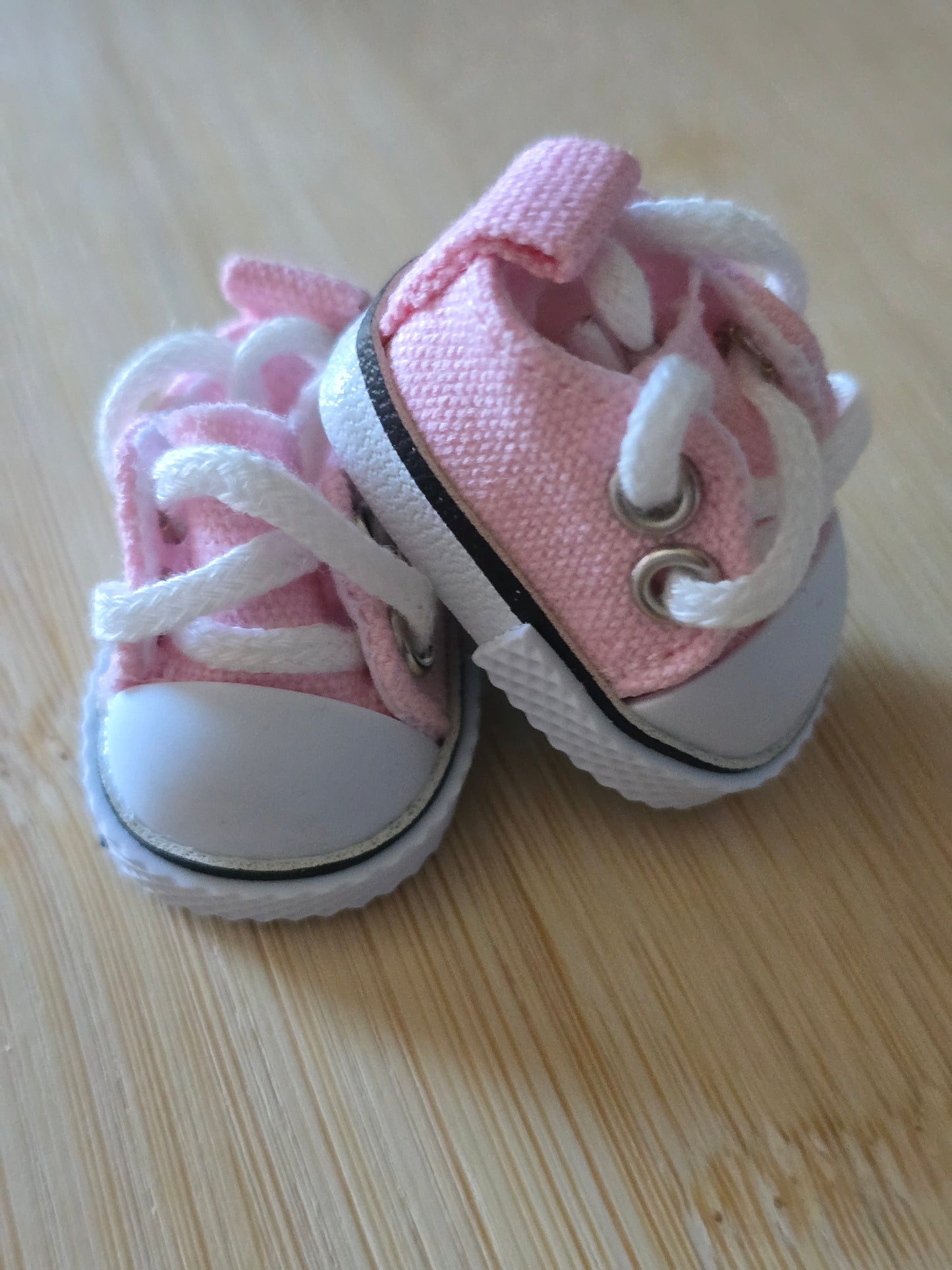 Canvas shoes for Labubu dolls
