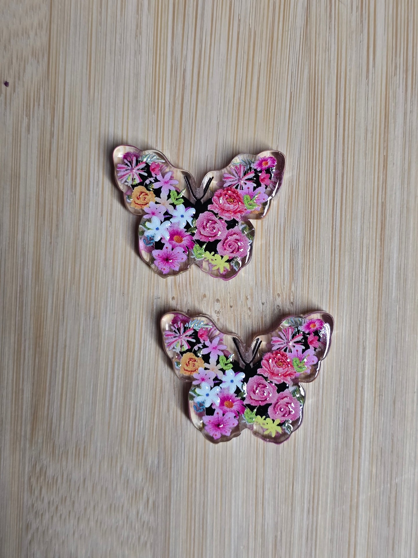 Focal- acrylic focal beads flower butterfly