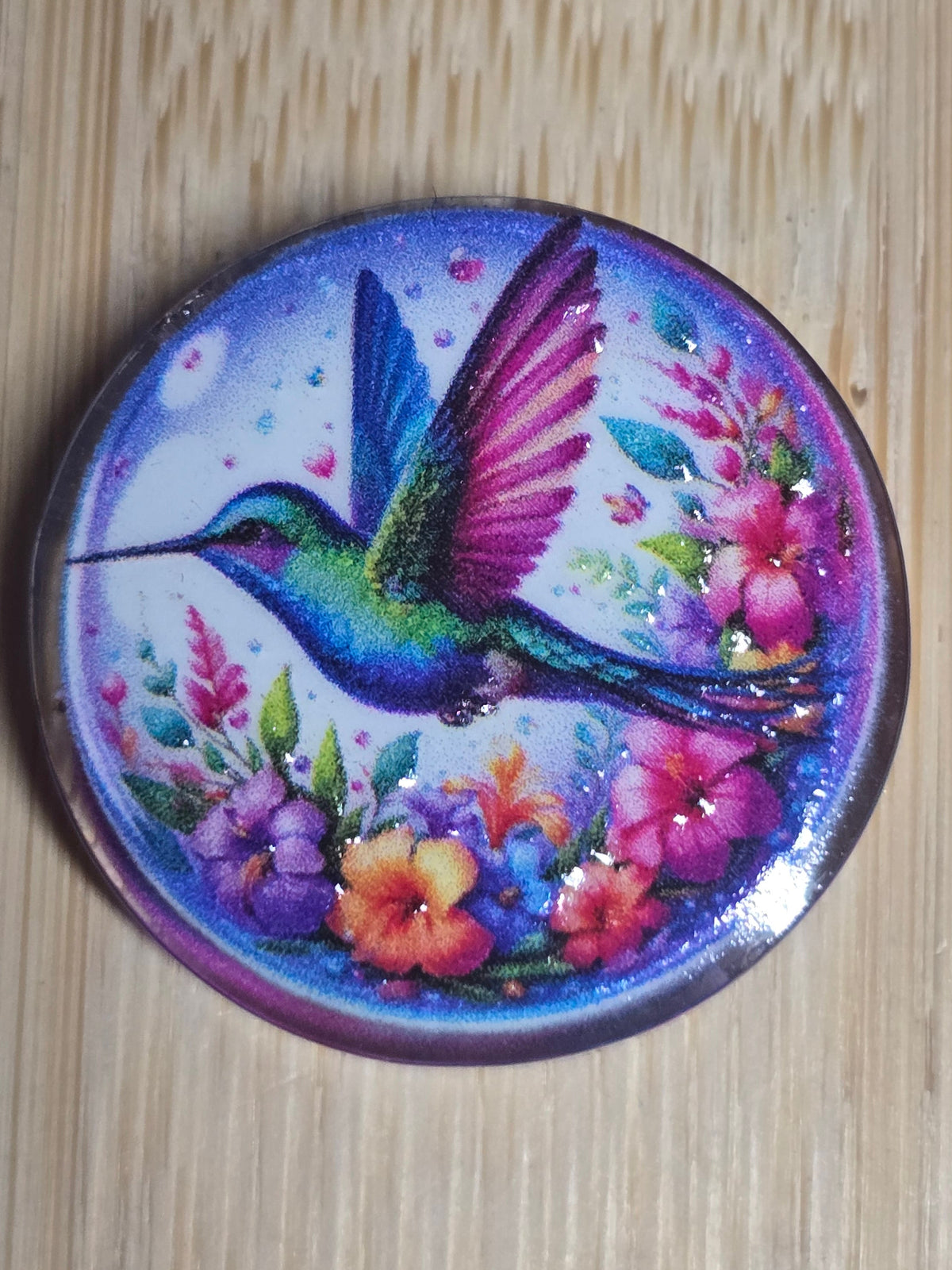 Acrylic focal beads- hummingbird