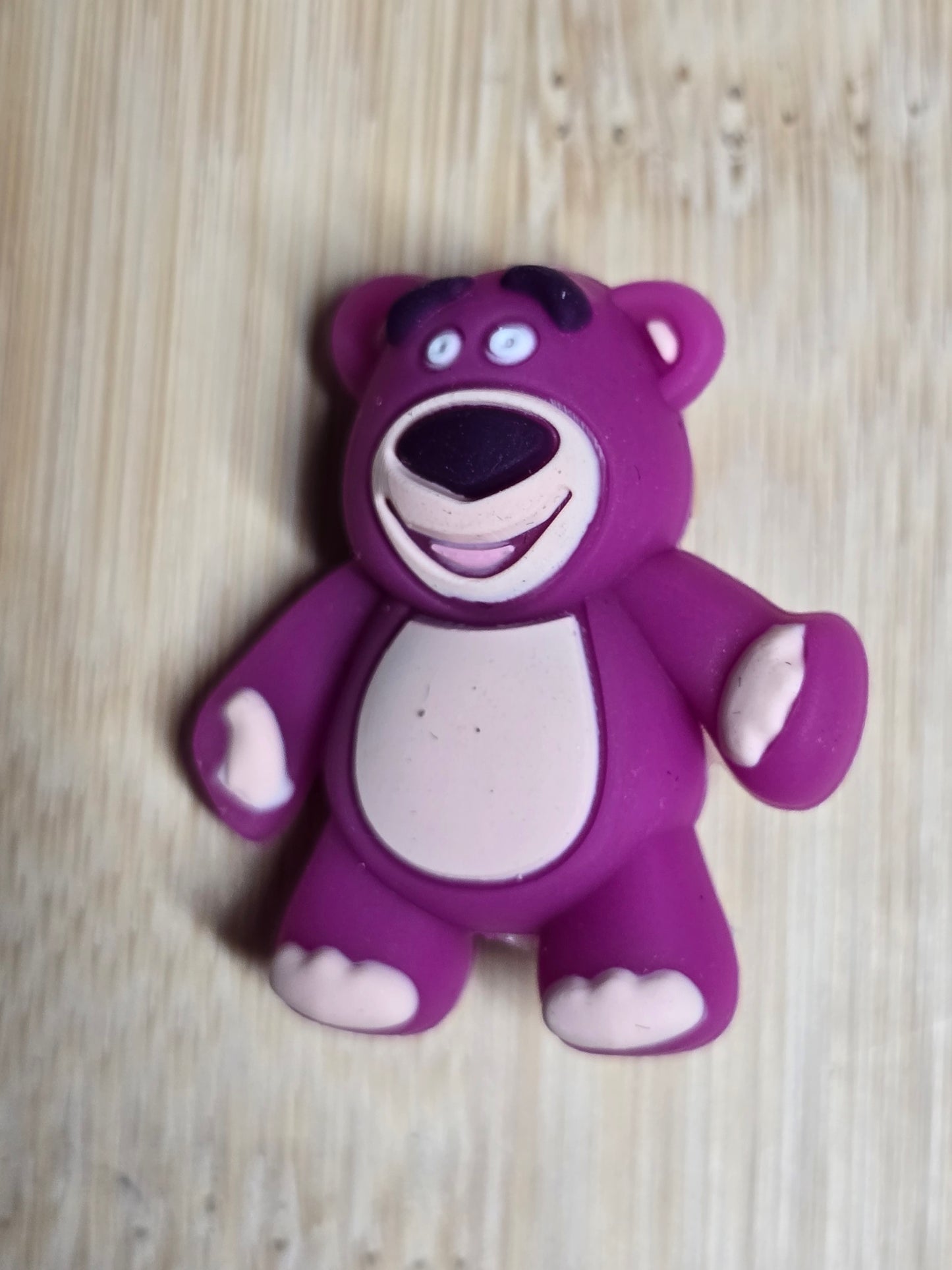Focal beads- silicone strawberry bear DS character