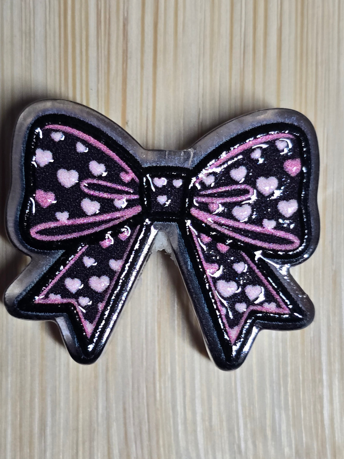 Acrylic focal beads heart bow