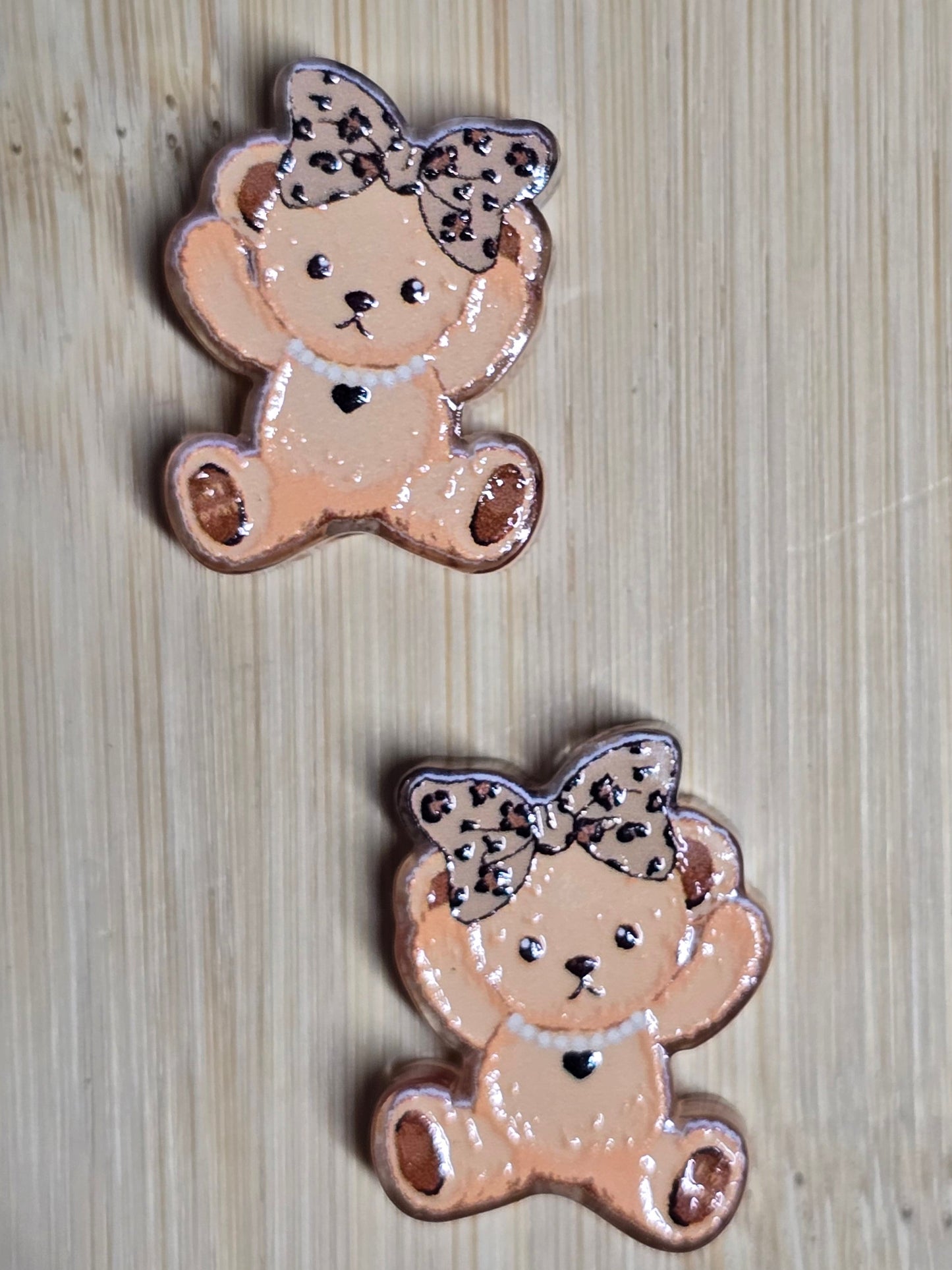 Acrylic focal beads- bear with bow