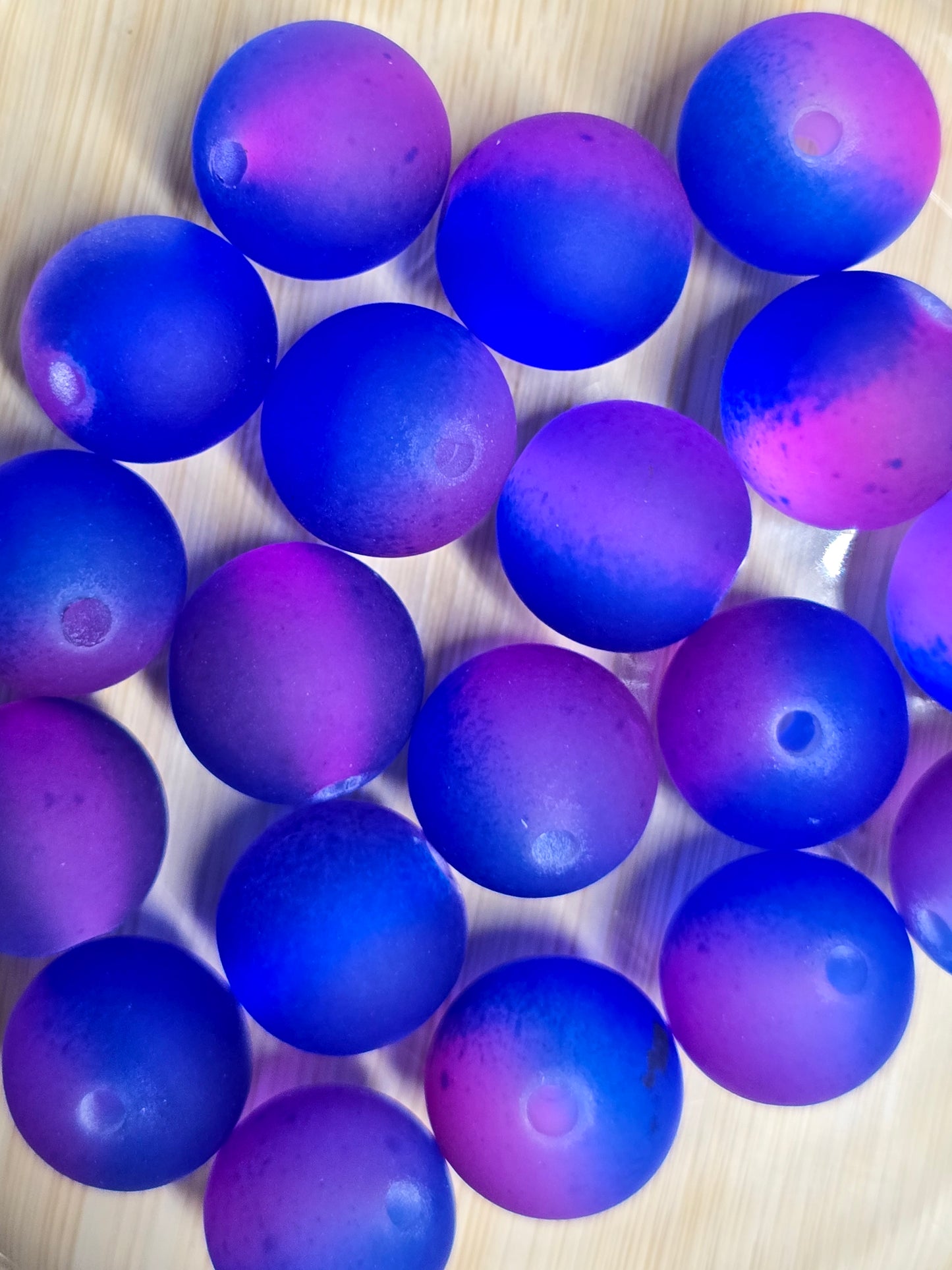 Acrylic 16 mm blue frosted beads