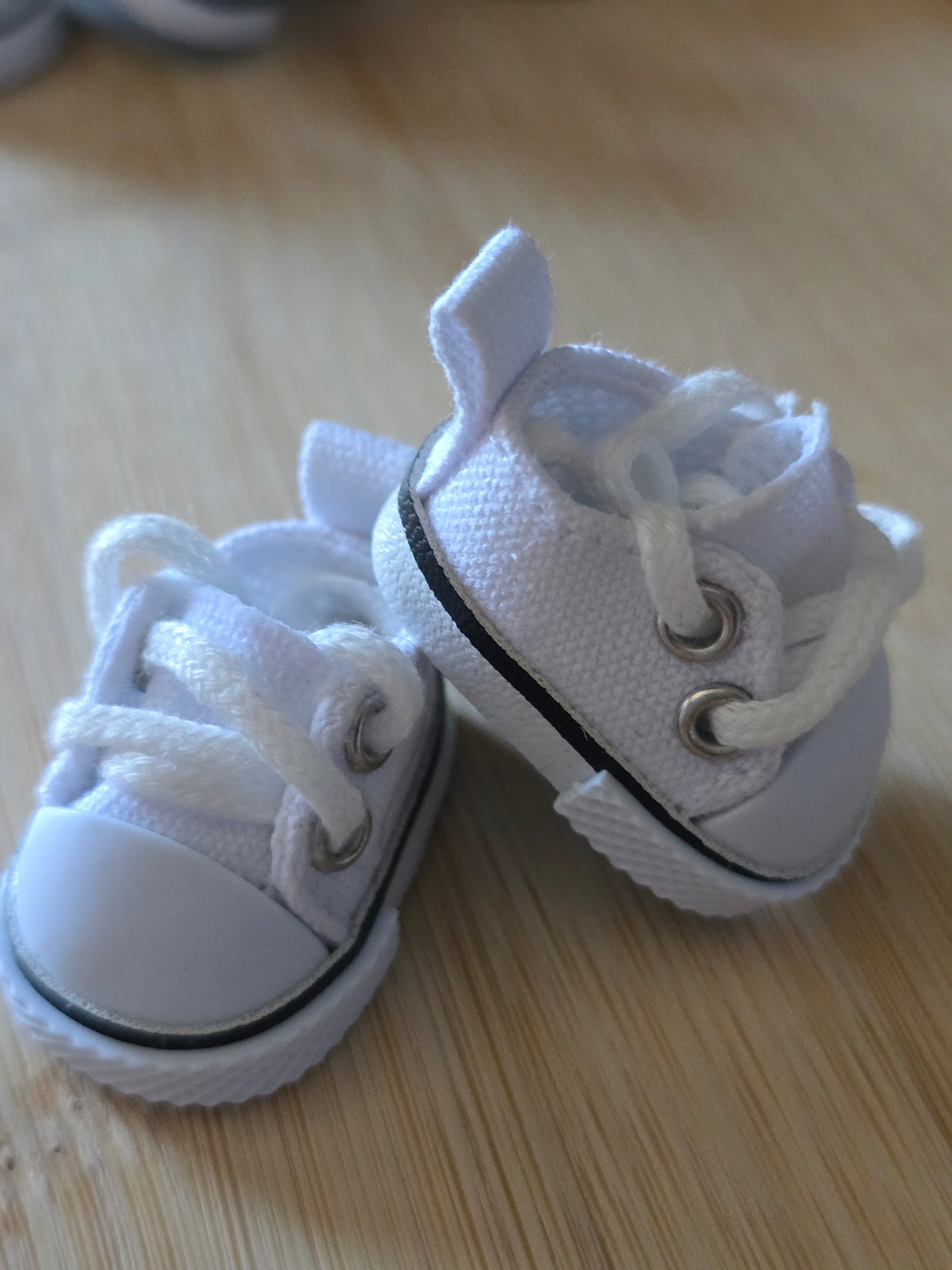 Canvas shoes for Labubu dolls