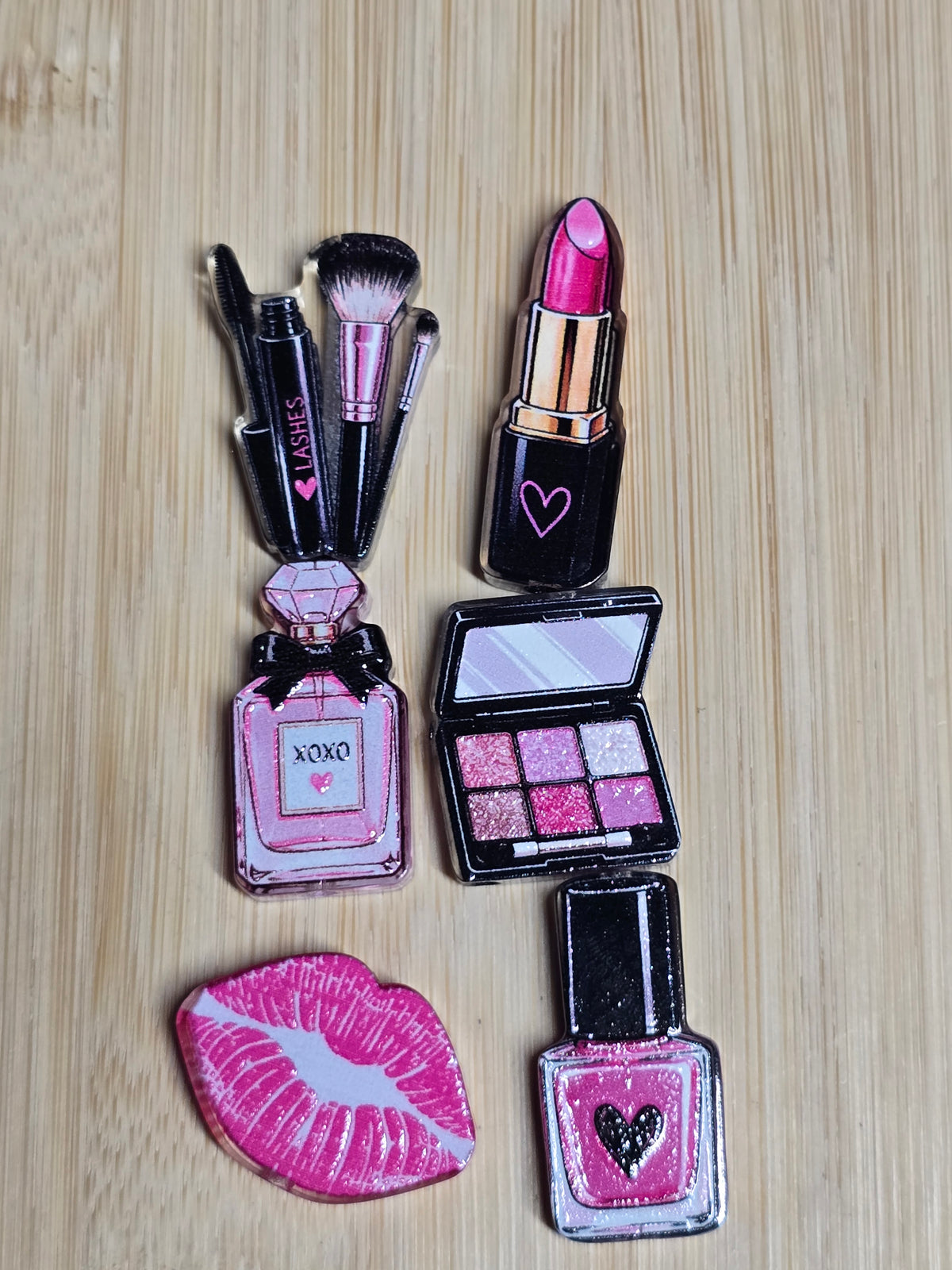 Acrylic focal beads make-up mix