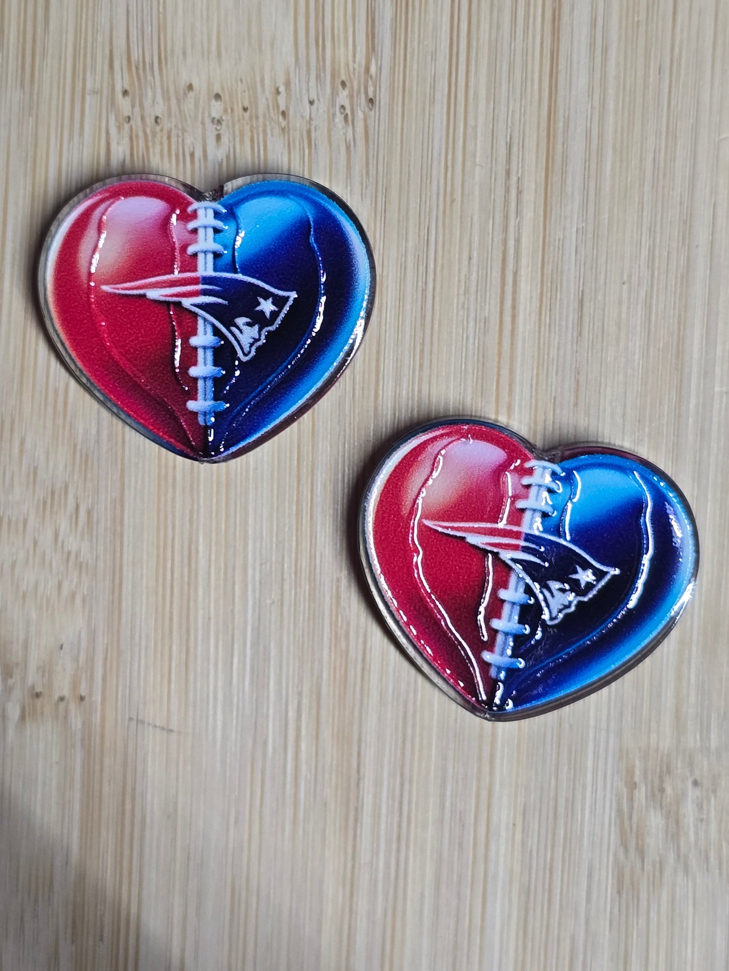 Acrylic focal beads heart shape NFL teams