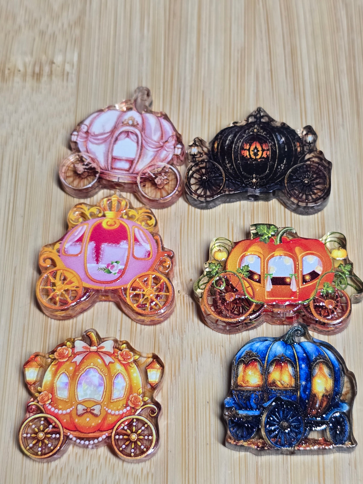 Acrylic focal beads carriage mix