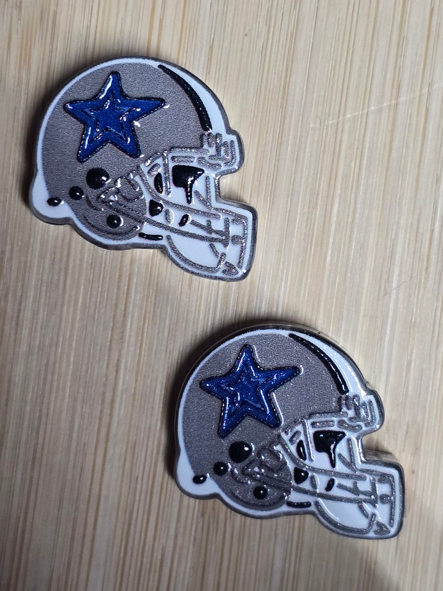 Acrylic focal beads nfl team helmet boys