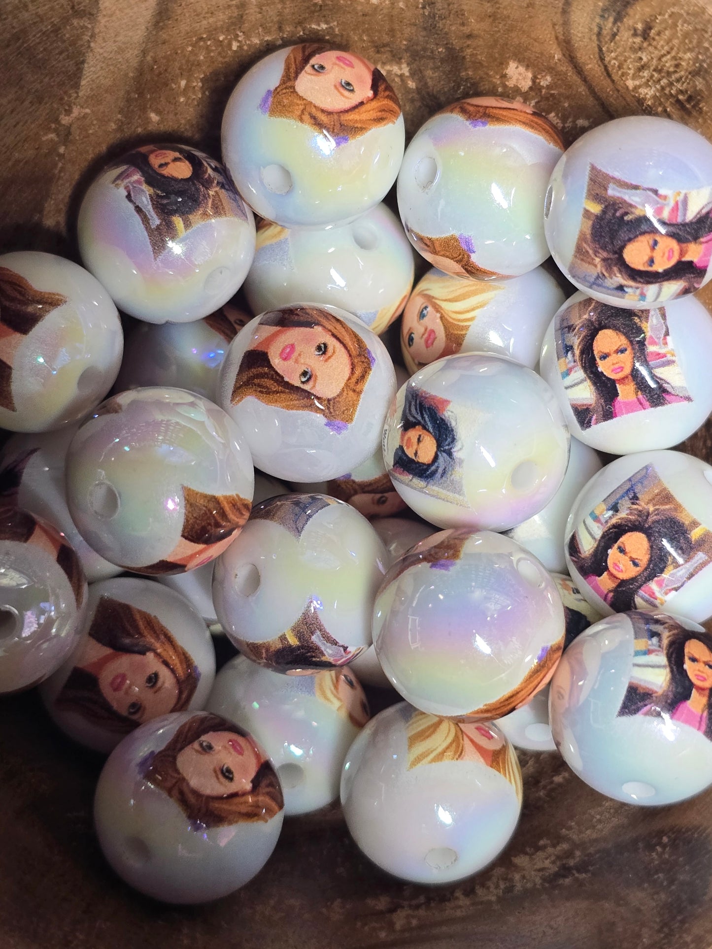Acrylic 16mm beads funny face barbie
