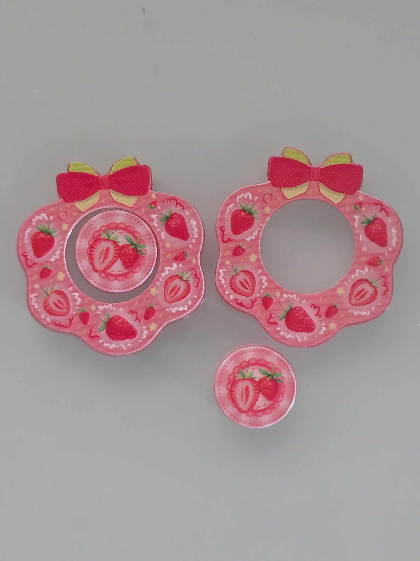 Acrylic focal beads set