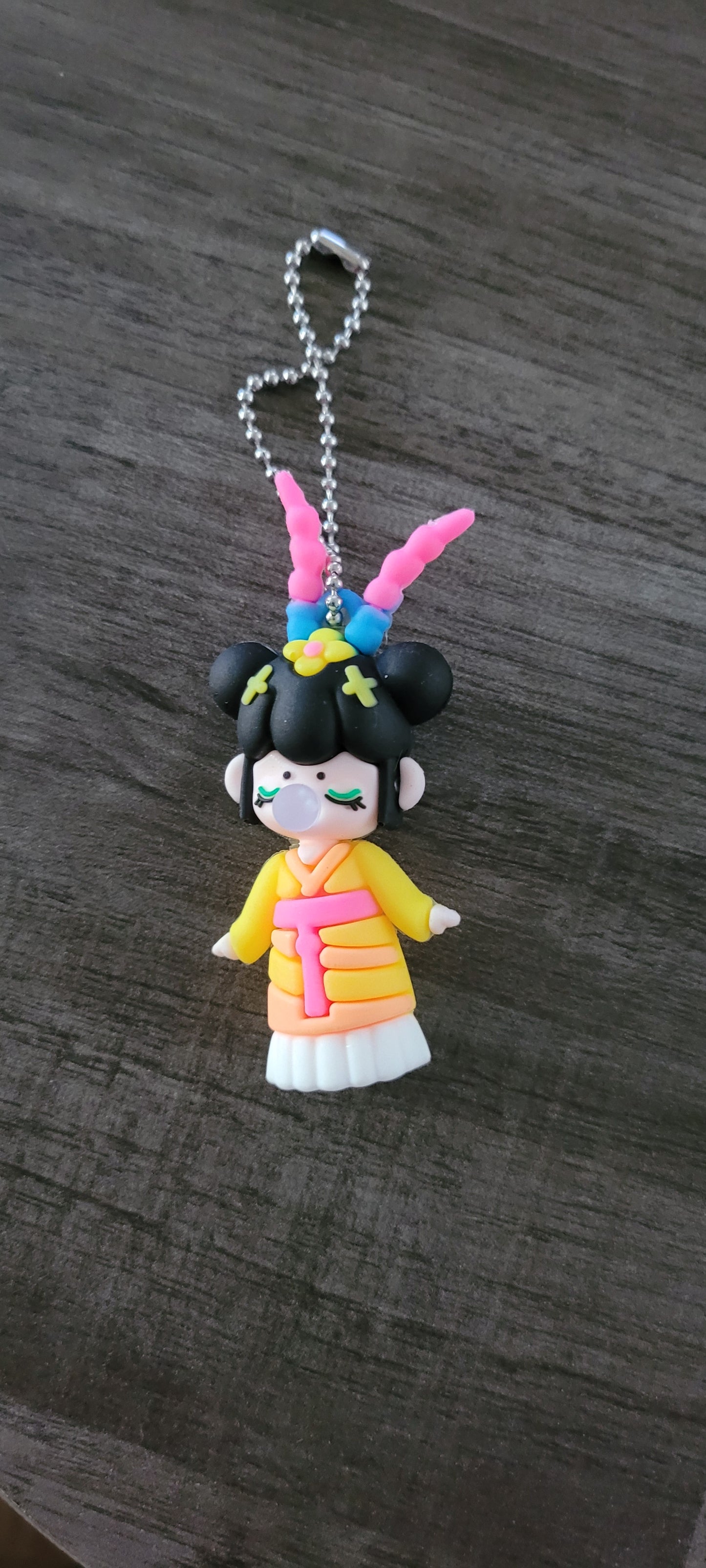 Bubble girl keychain 1