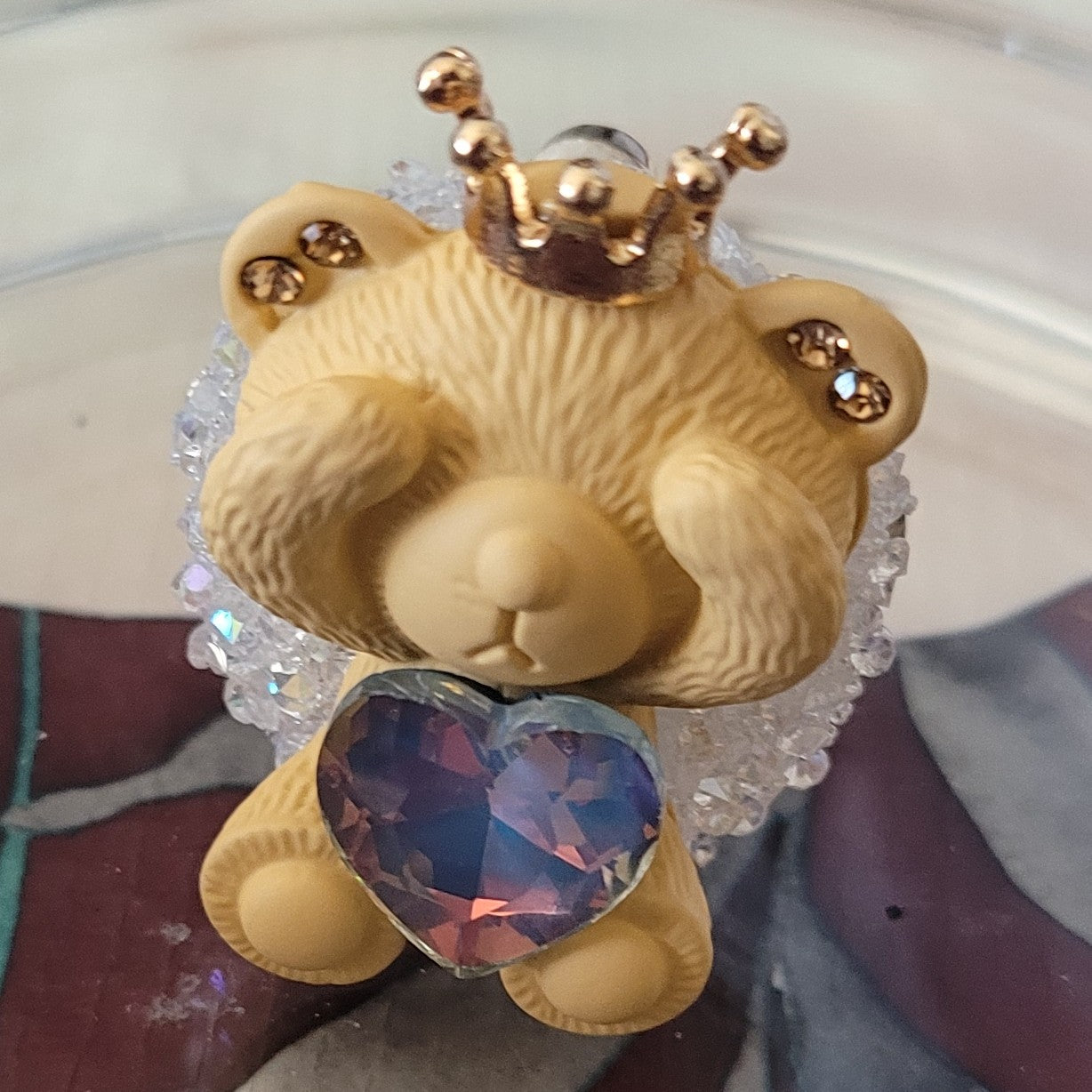 Bear wearing a crown- rhinestone crown on back side of bead