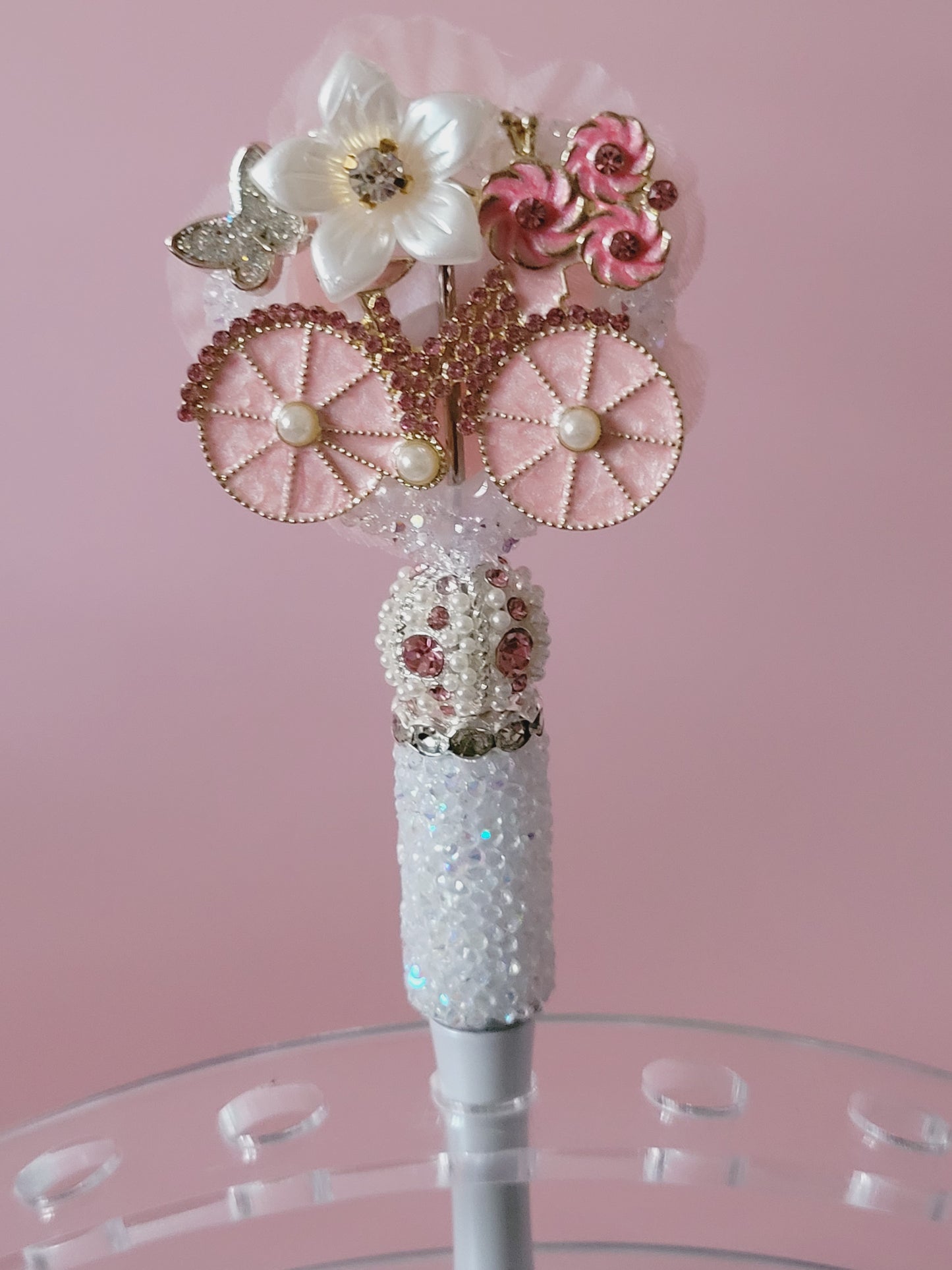 Pen- fancy- pink bicycle