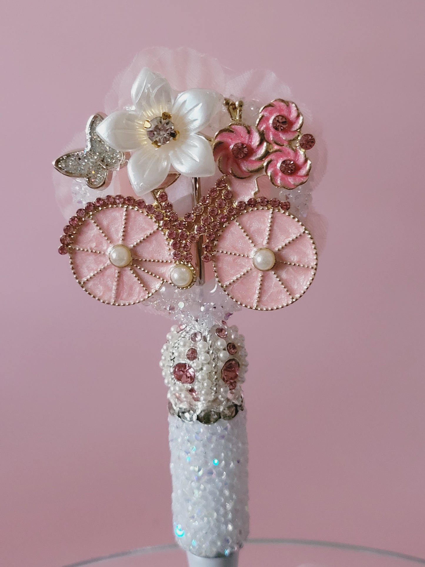 Pen- fancy- pink bicycle