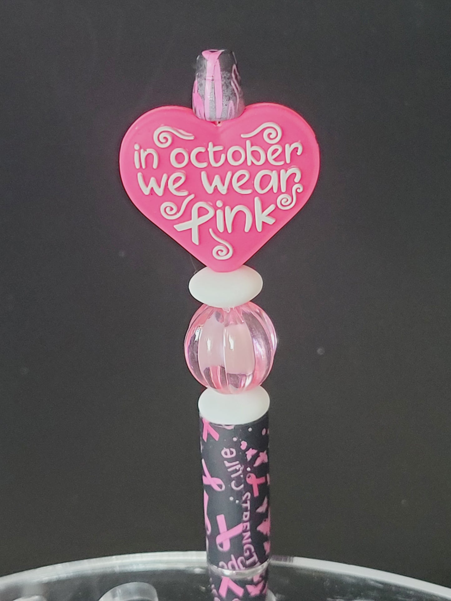 Pen I wear pink