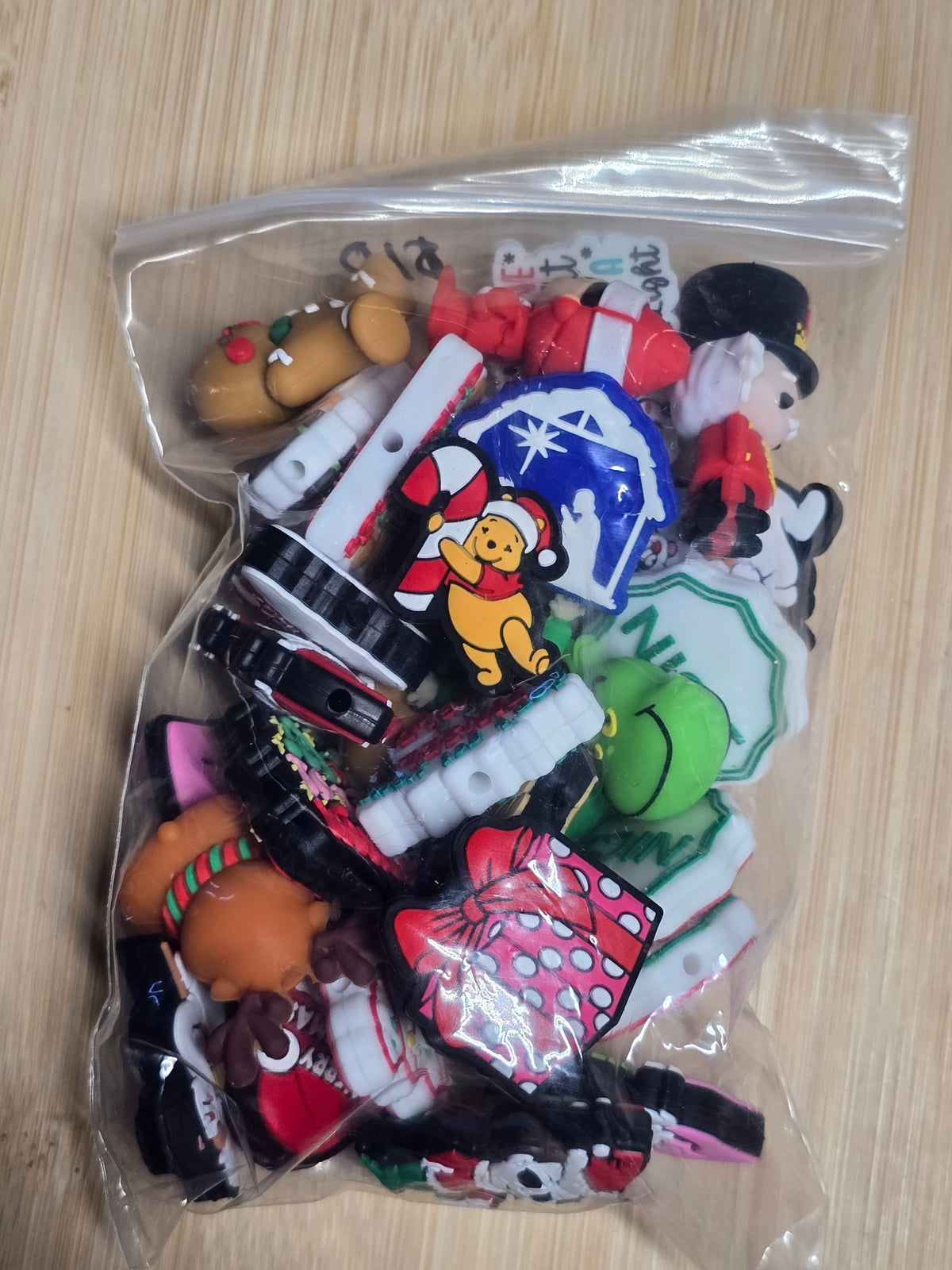 Silicone focal beads christmas mix