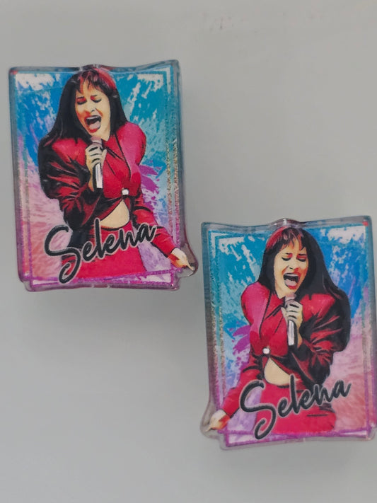 Acrylic focal beads singer