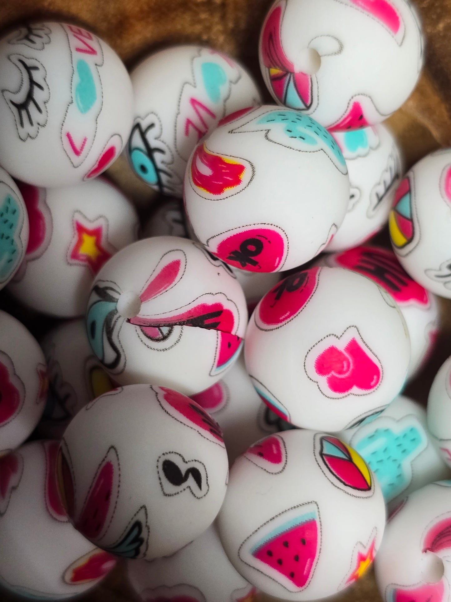 15mm silicone printed beads