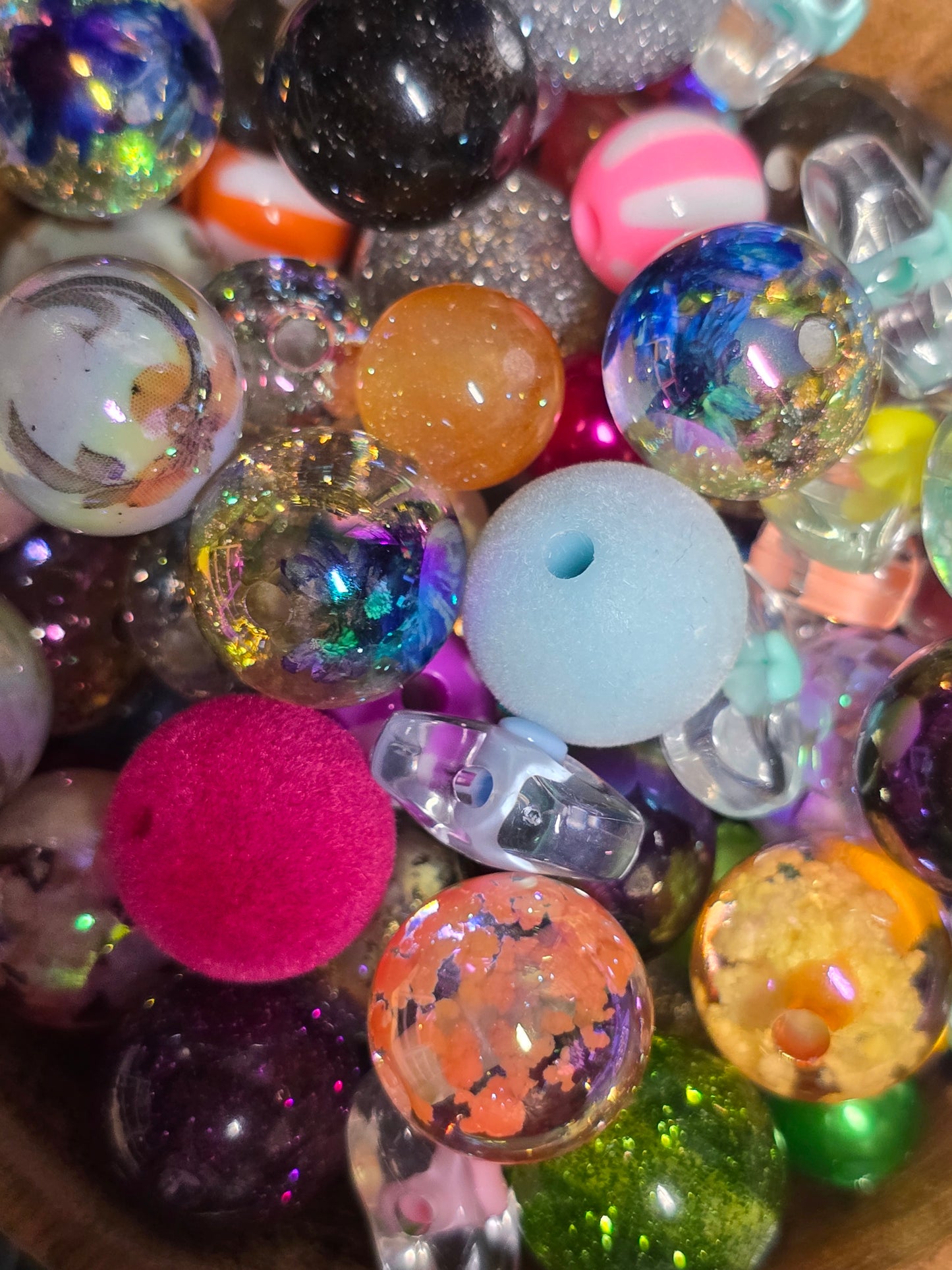Acrylic beads mix