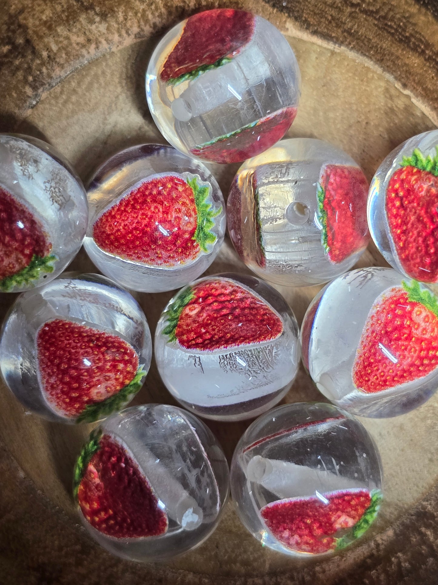 Acrylic 16mm strawberry beads