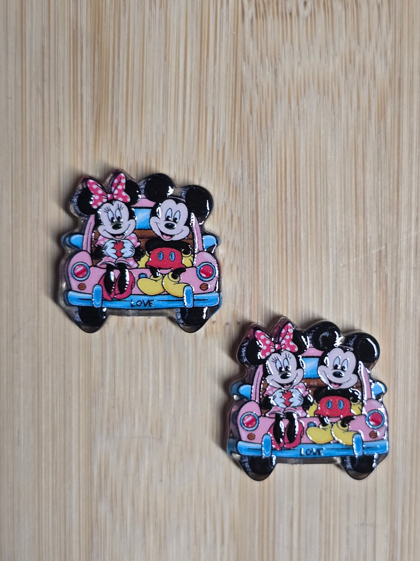 Focal- acrylic focal beads