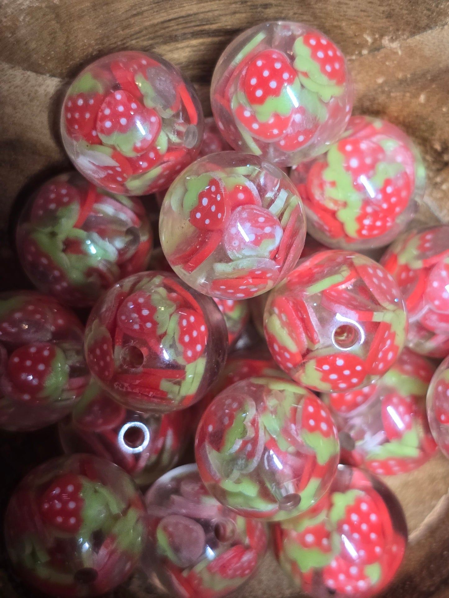 Acrylic 16mm strawberry beads