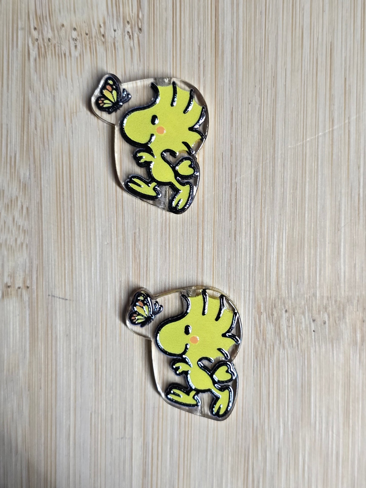 Acrylic focal beads yellow peanuts bird