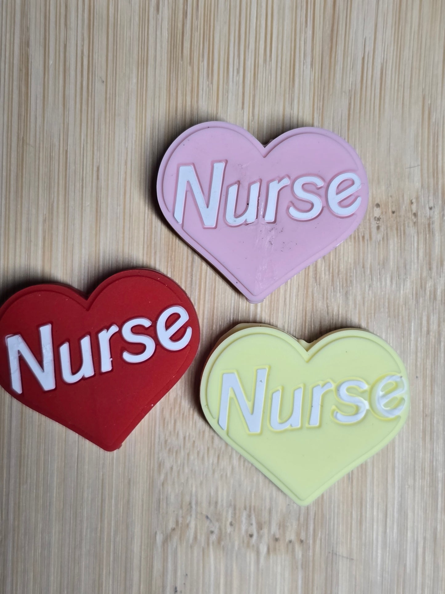 Focal silicone beads nurse