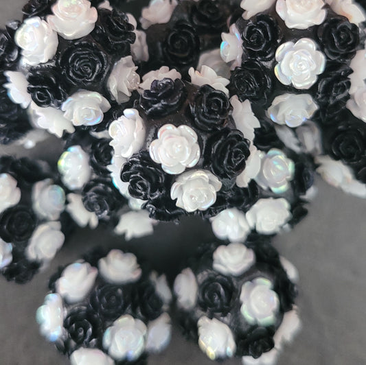 Acrylic 16mm handmade black & white 3D roses bead- 10pcs