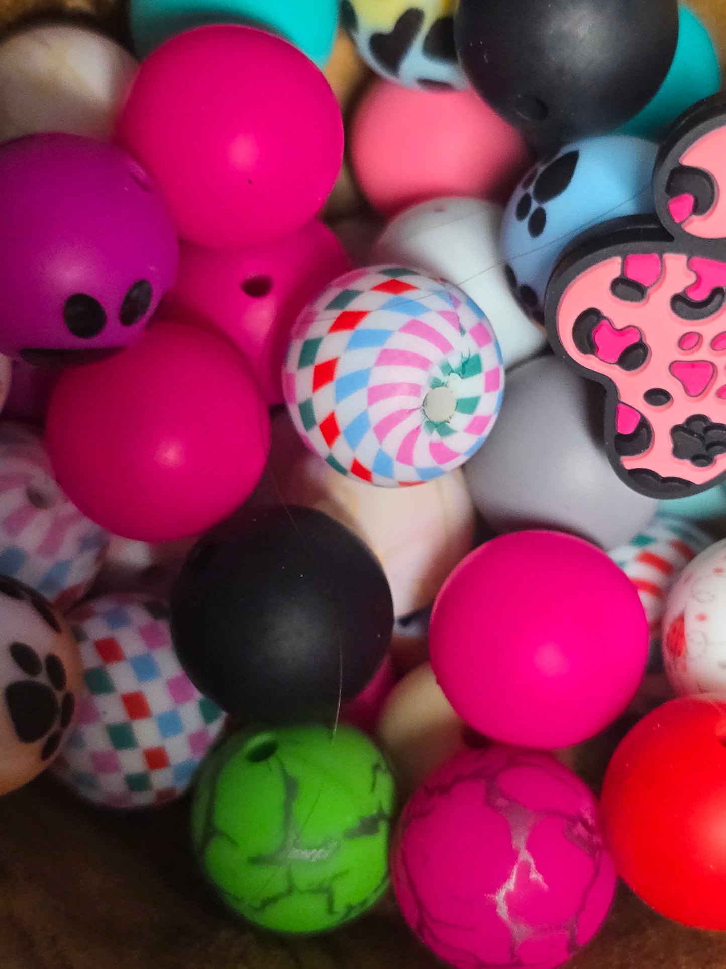 15mm silicone printed beads