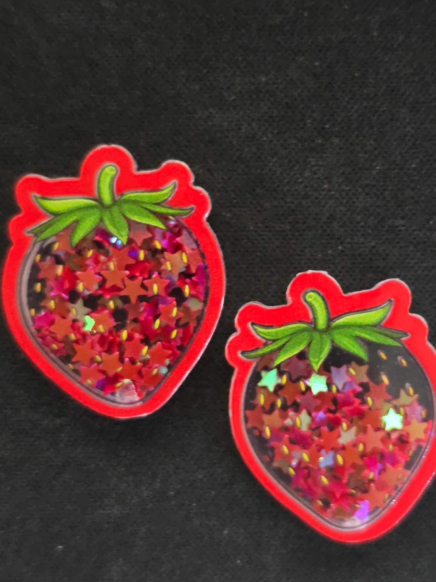 Acrylic focal beads shaker style- strawberry