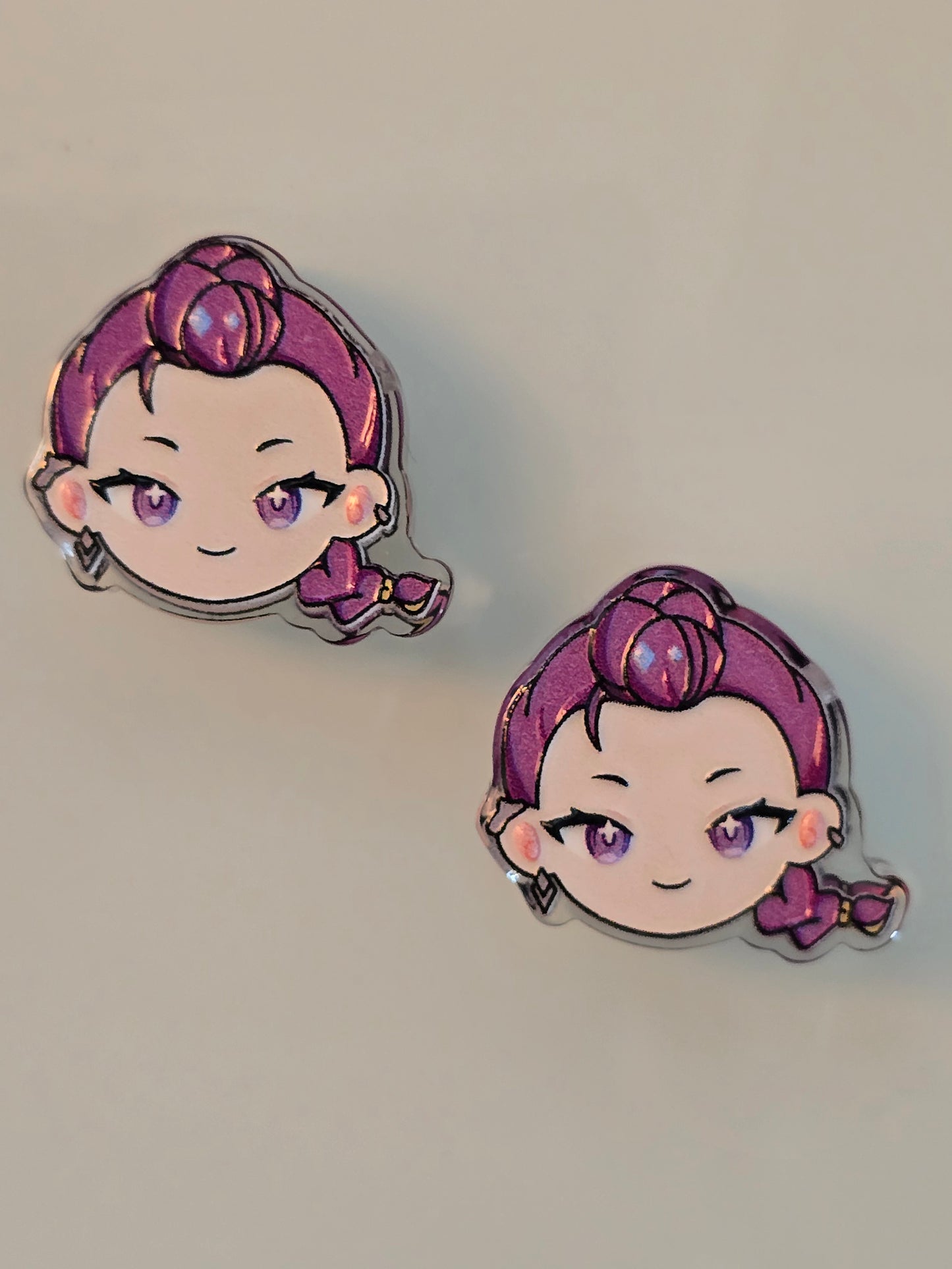 Acrylic focal beads girl band