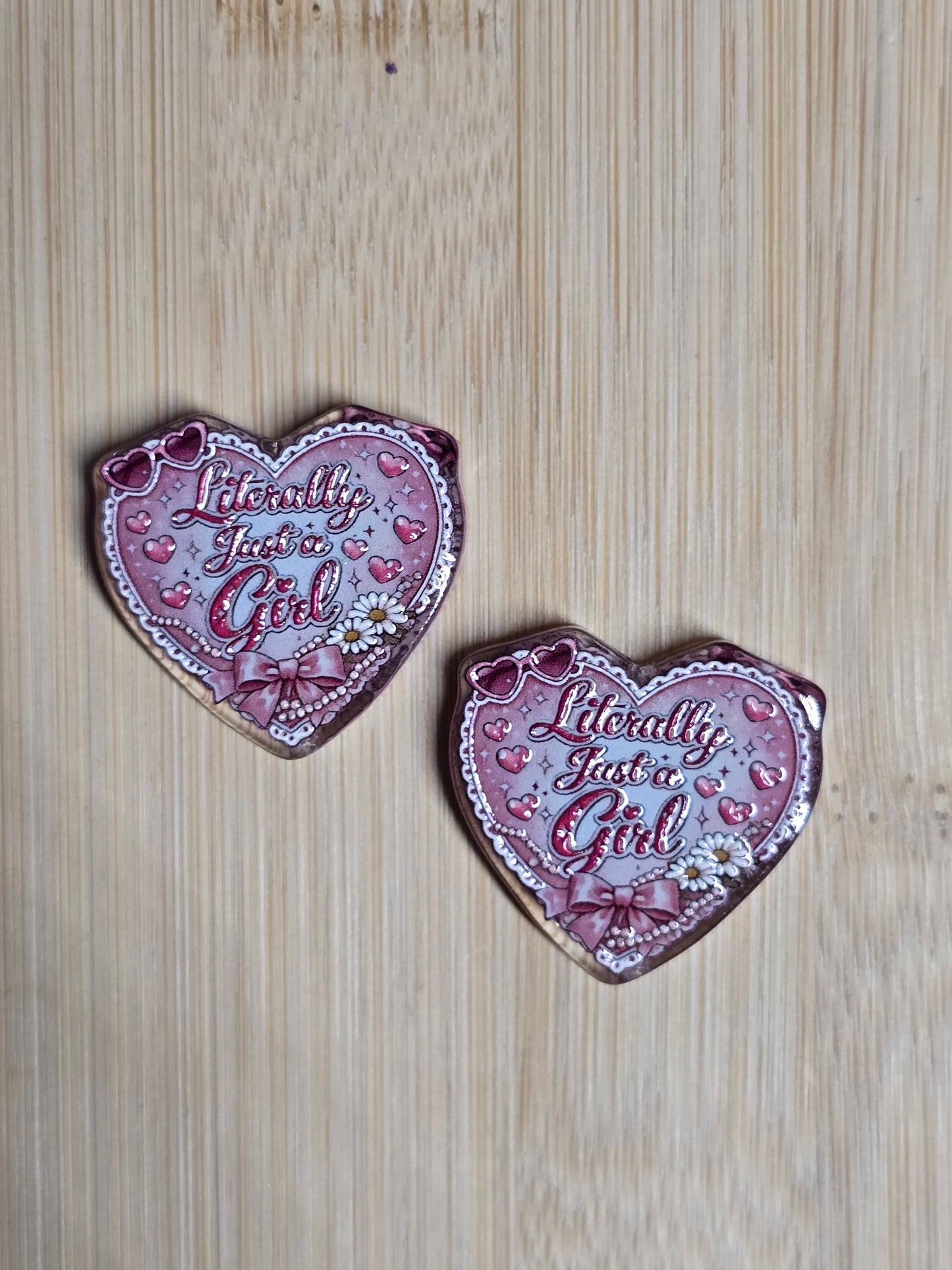 Focal- acrylic focal beads heart