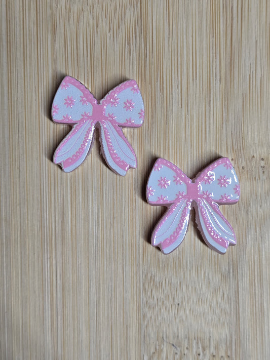 Focal- acrylic focal beads pink bow