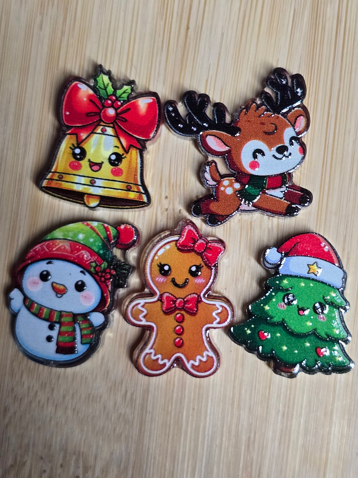 Acrylic focal beads- christmas mix