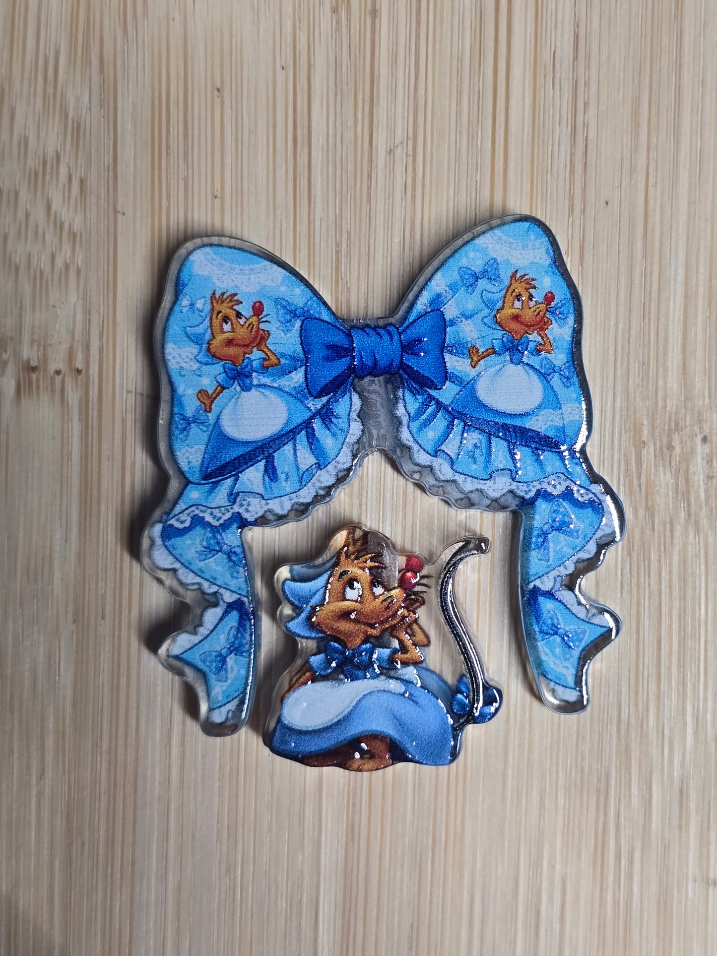 Acrylic focal beads bow set DS characters