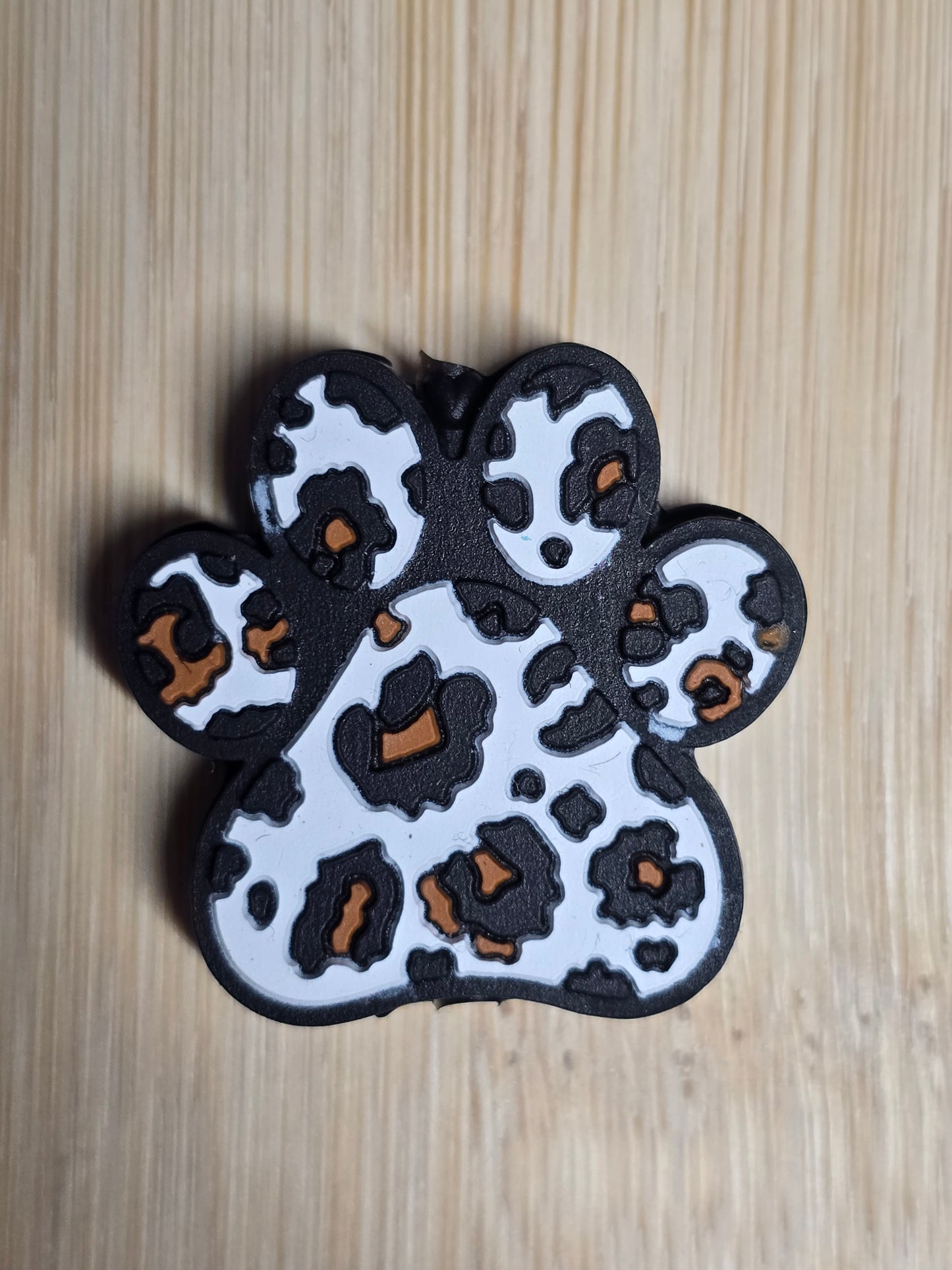 Focal silicone beads dog paws