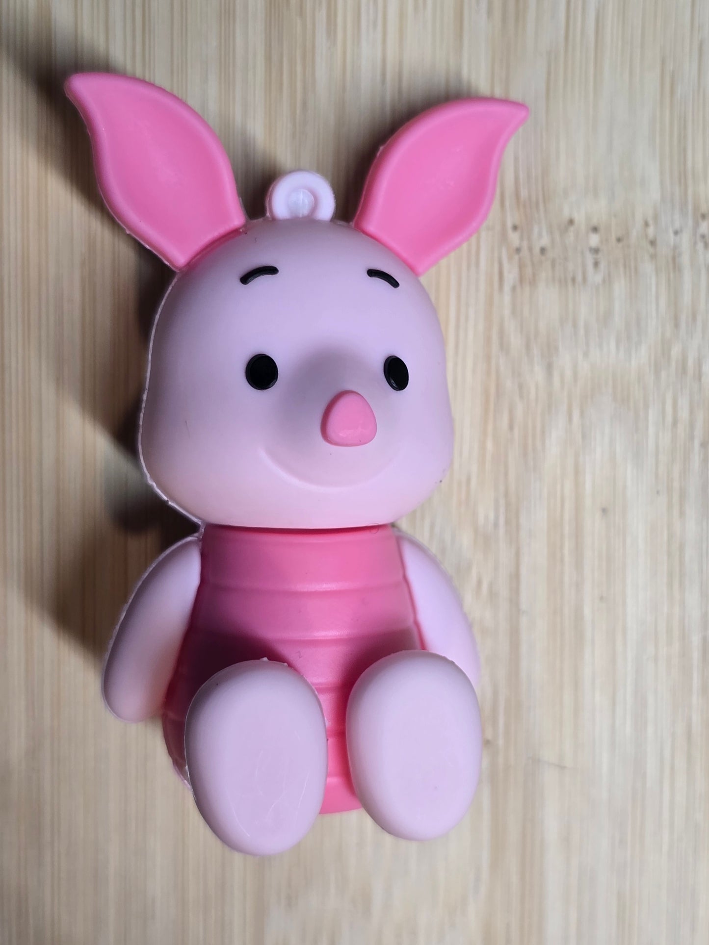 Keychain- silicone material DS characters big size