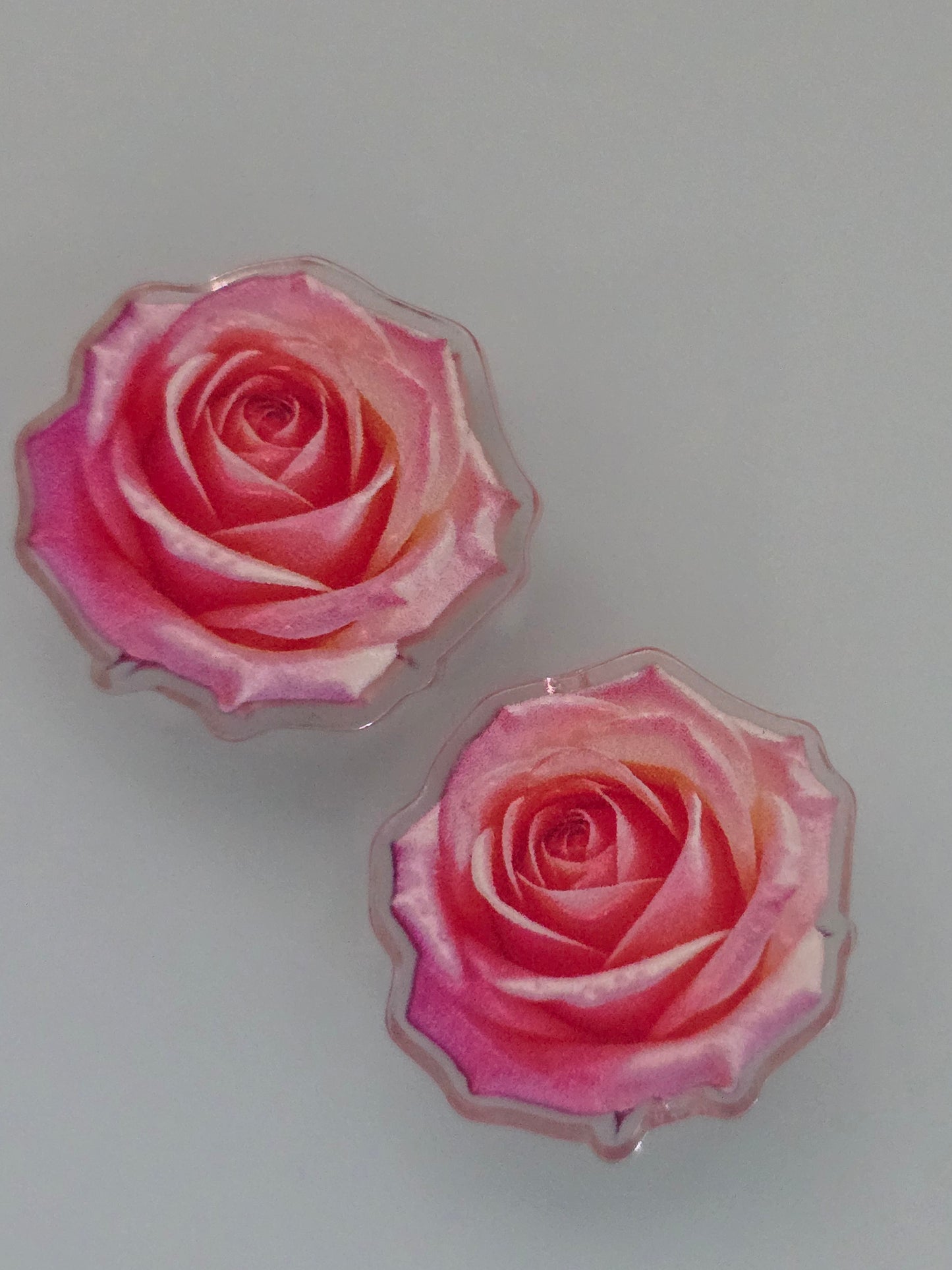 Acrylic focal beads pink rose