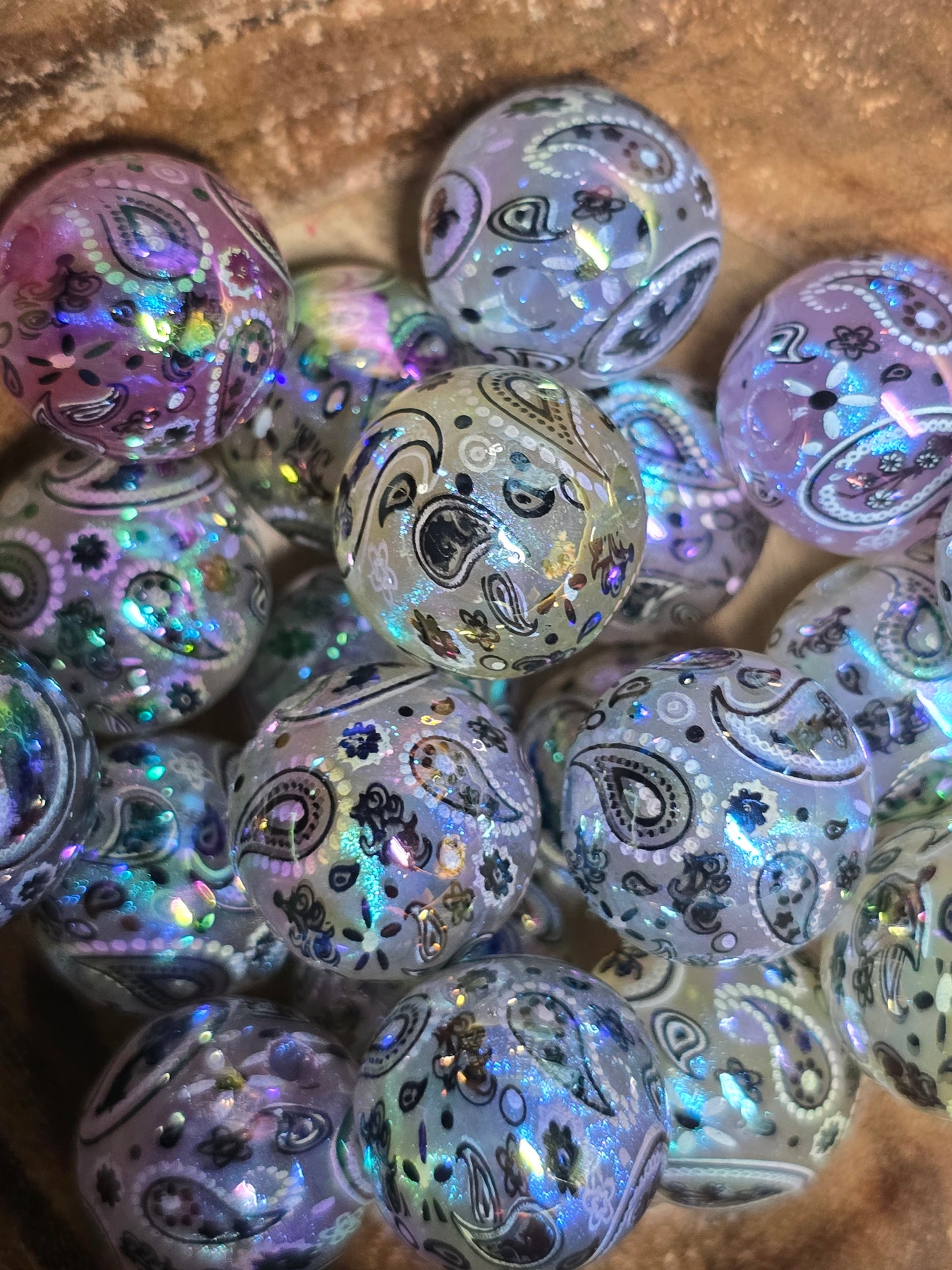 Acrylic beads 16mm pastel colored paisley