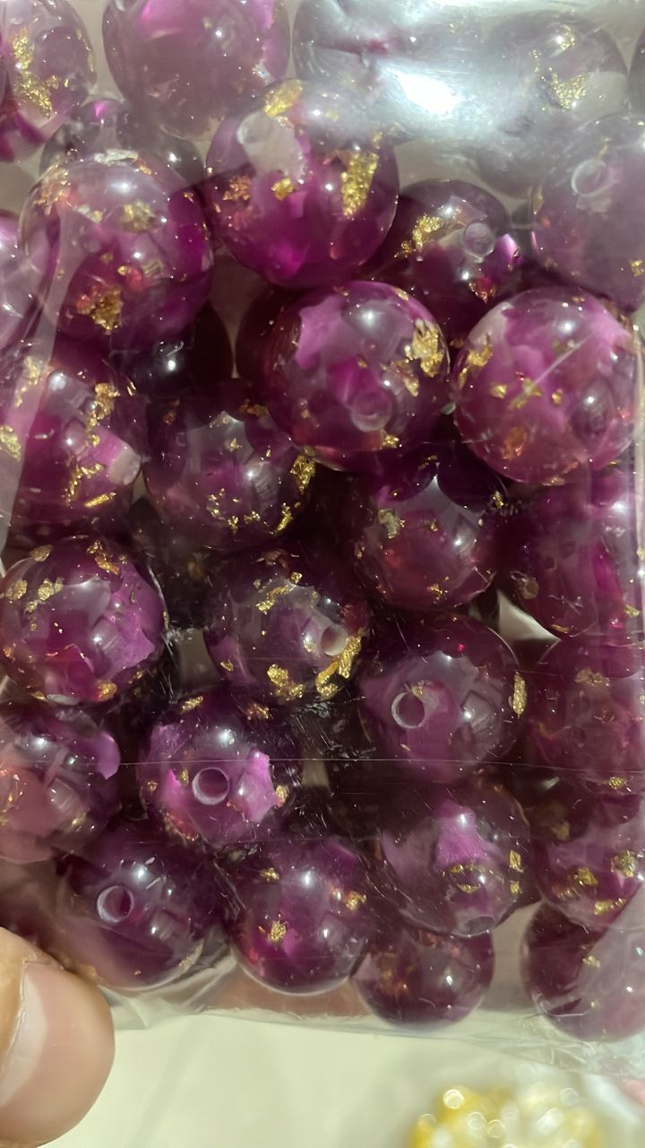 20mm purple with gold acrylic beads- 10pcs