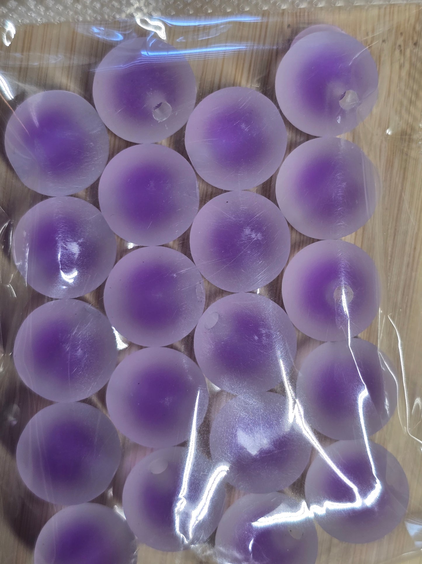 Large pack of acrylic beads- 15mm