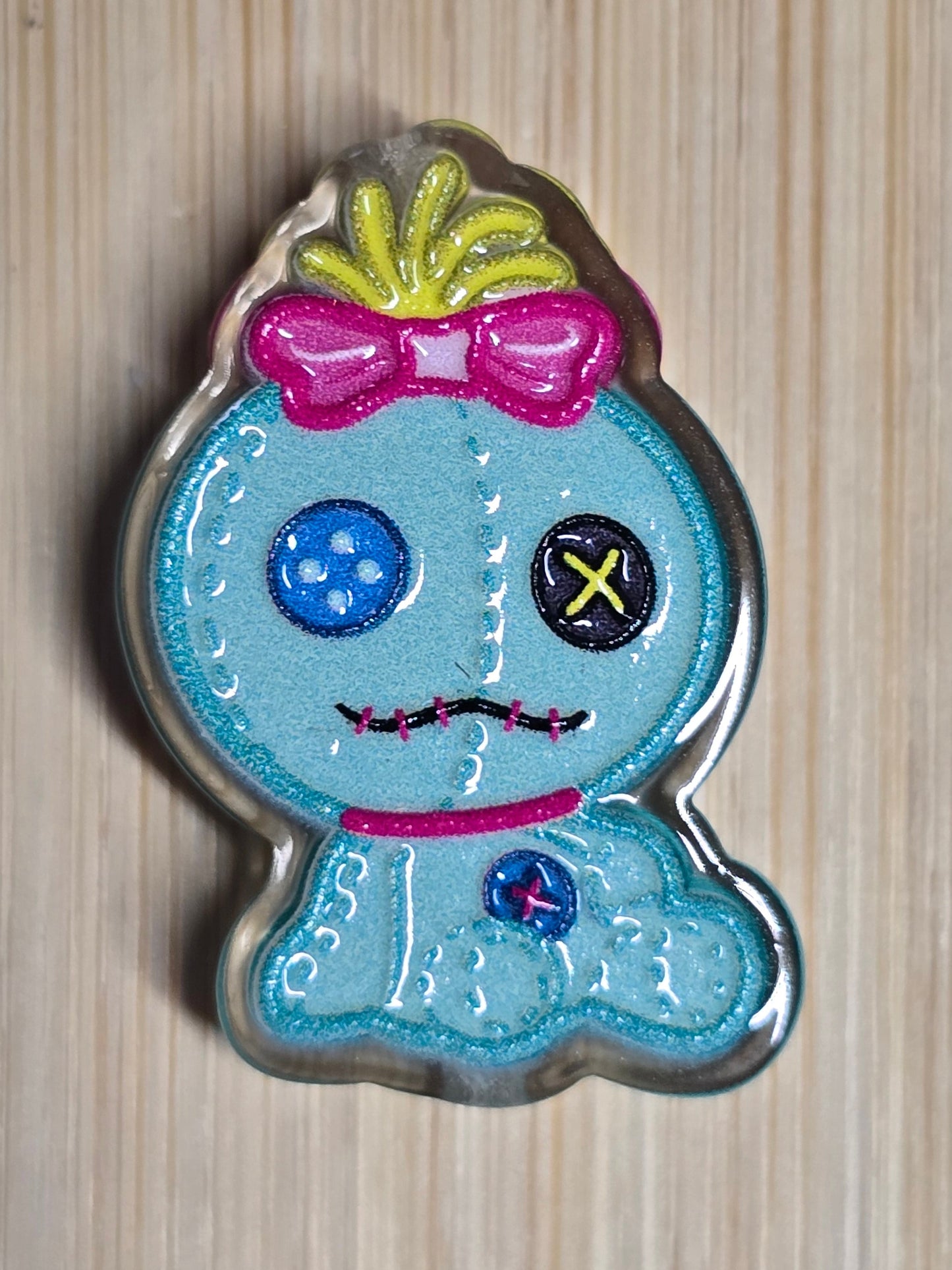 Acrylic focal beads DS alien couple