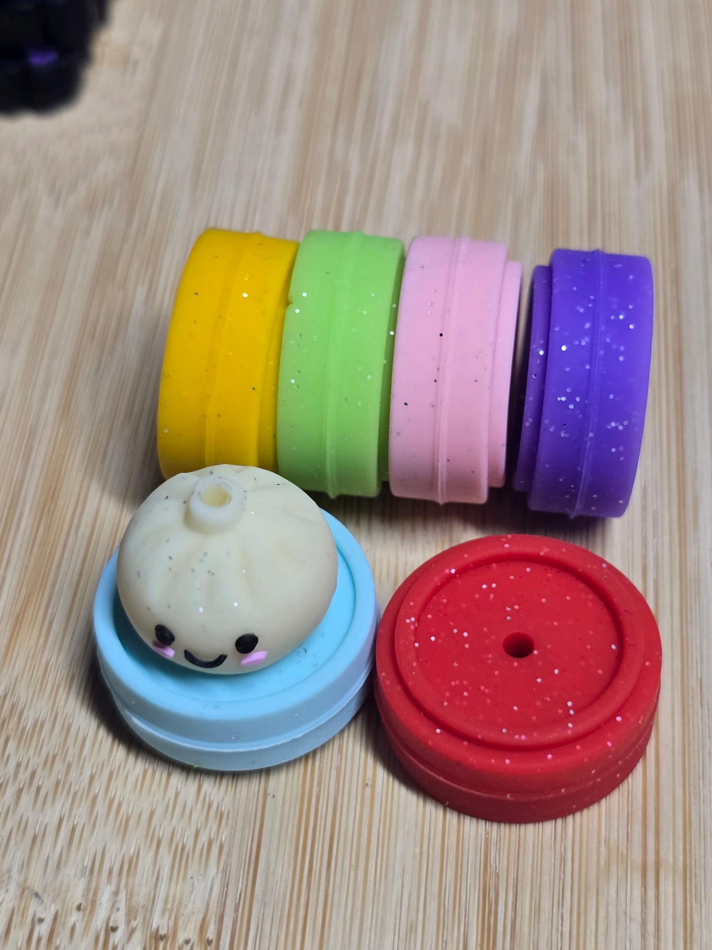 Focal 3D silicone dumpling